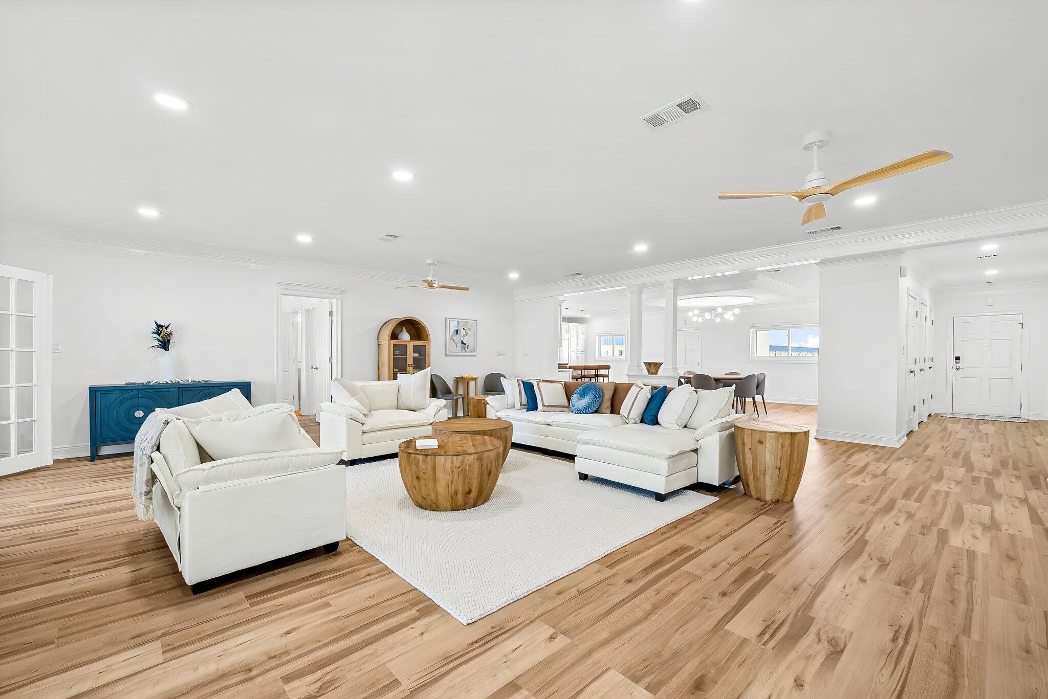 REGENCY TOWERS CONDO - Residential