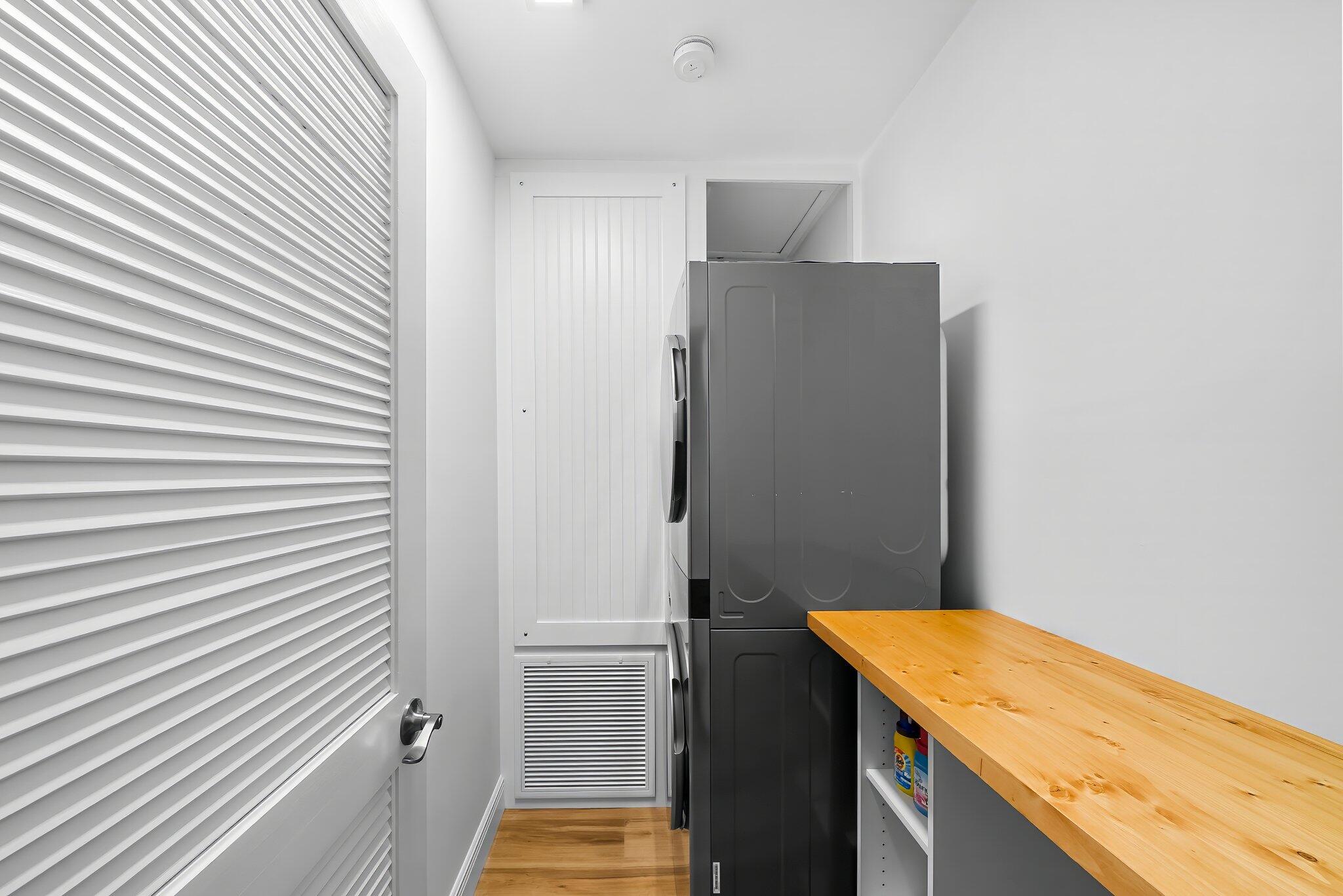 REGENCY TOWERS CONDO - Residential