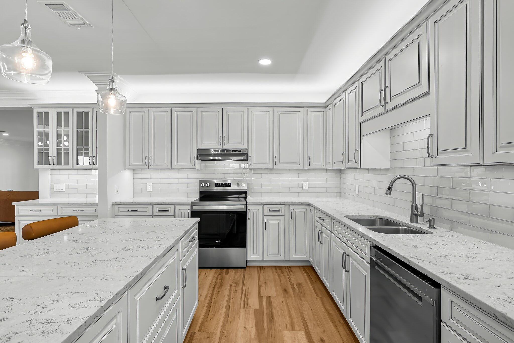 REGENCY TOWERS CONDO - Residential