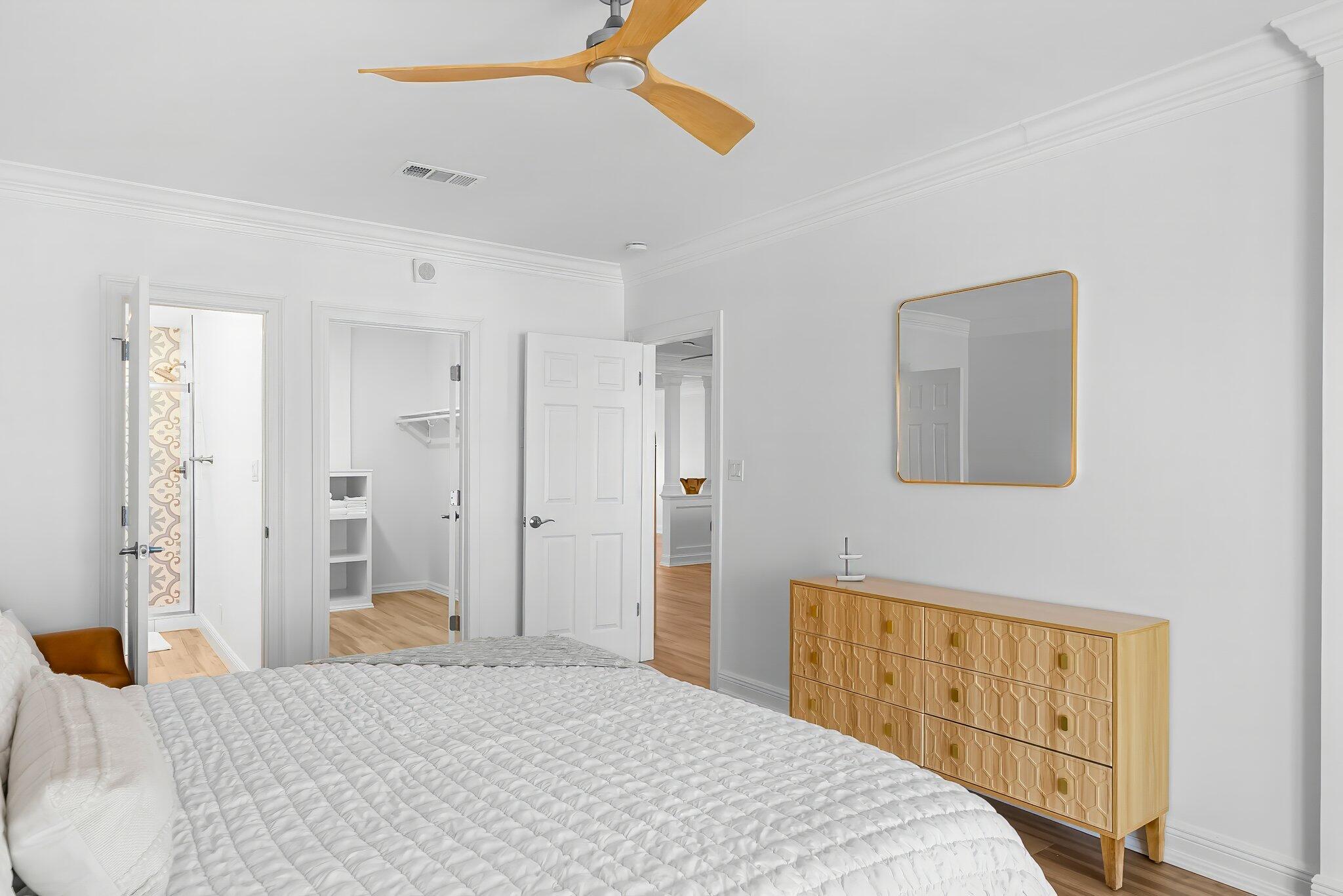 REGENCY TOWERS CONDO - Residential