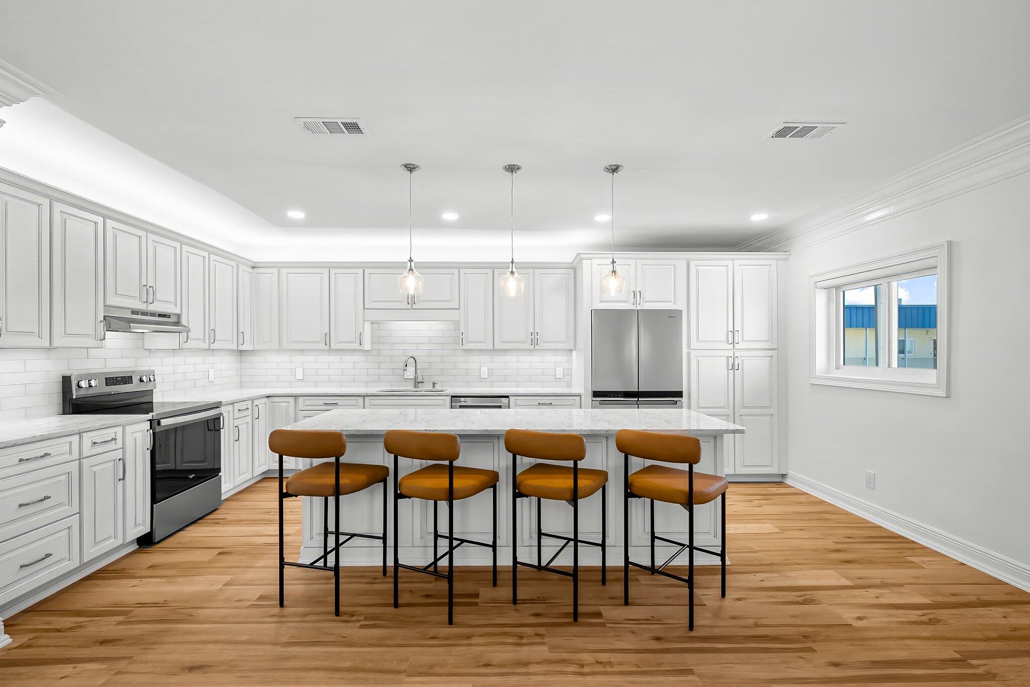 REGENCY TOWERS CONDO - Residential