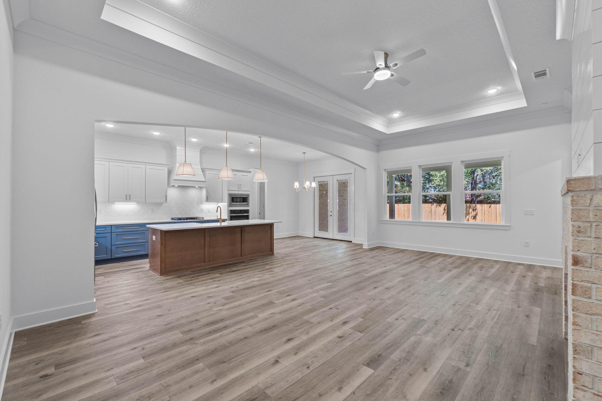 VALPARAISO SHORES - Residential