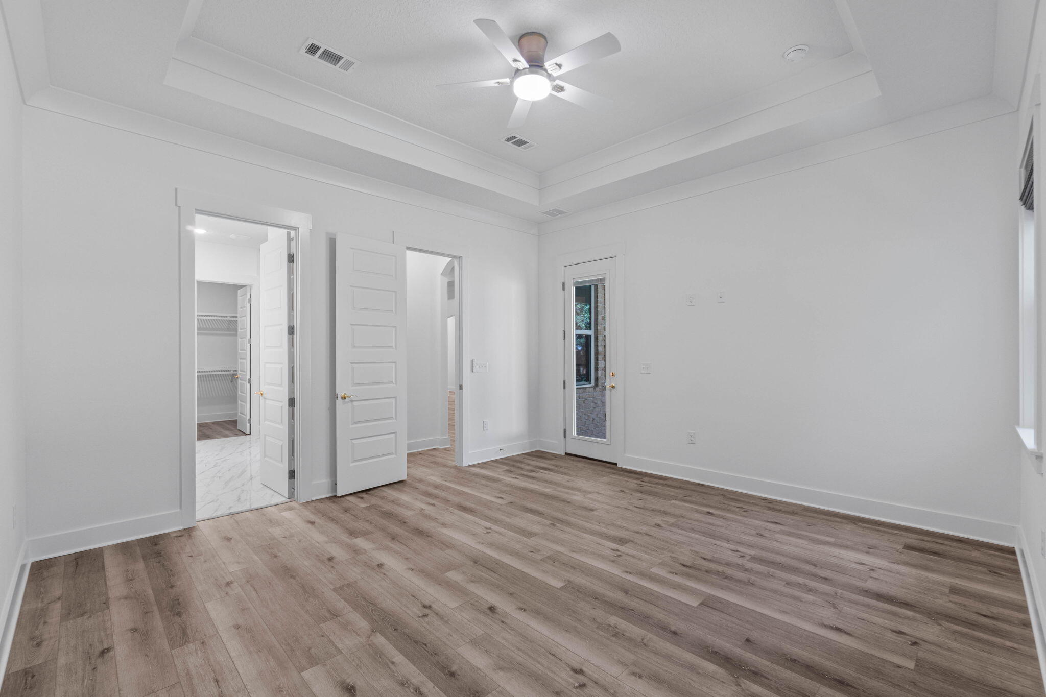 VALPARAISO SHORES - Residential