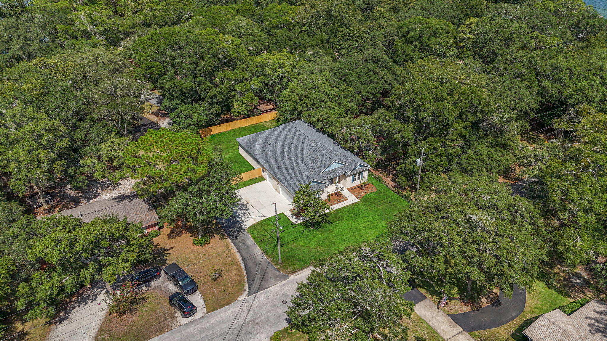 VALPARAISO SHORES - Residential