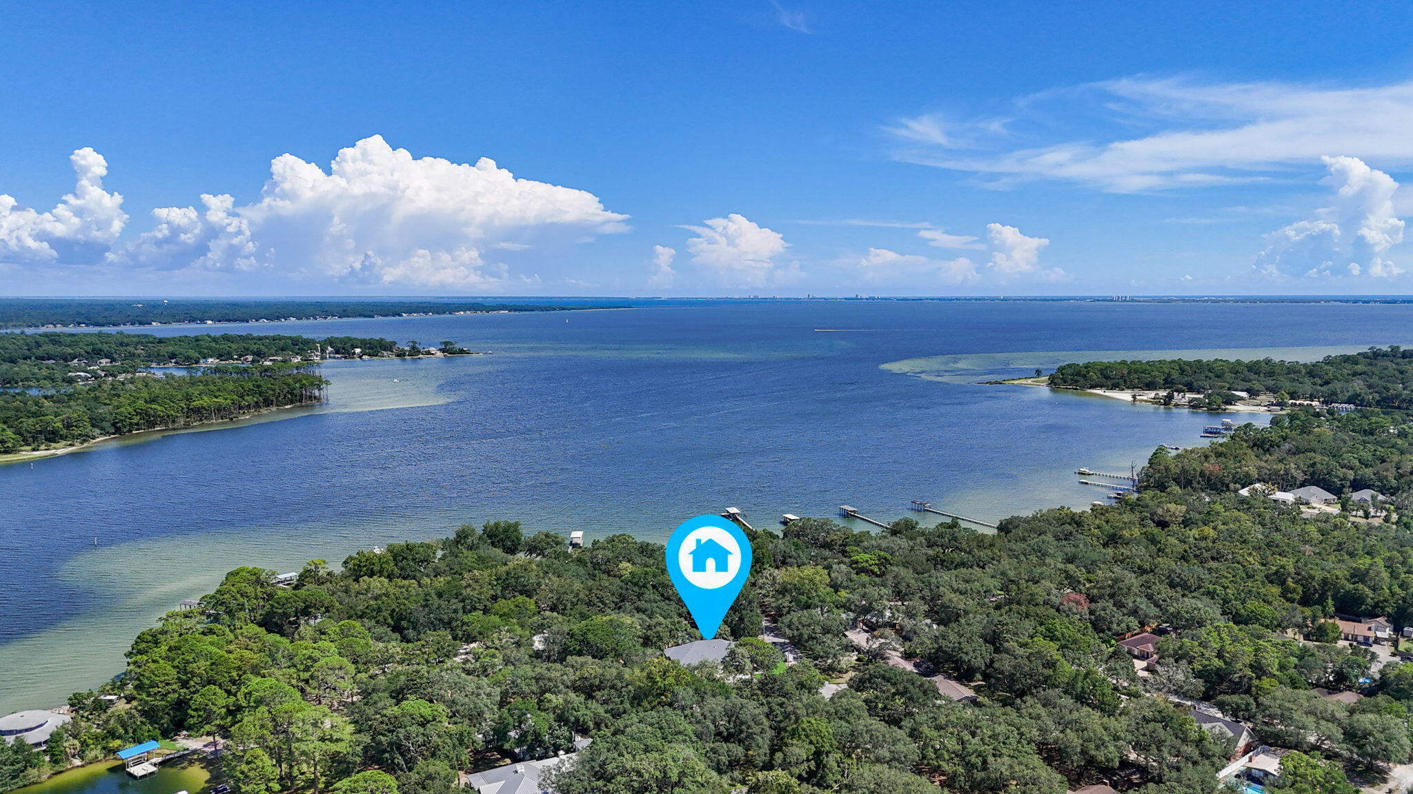 VALPARAISO SHORES - Residential