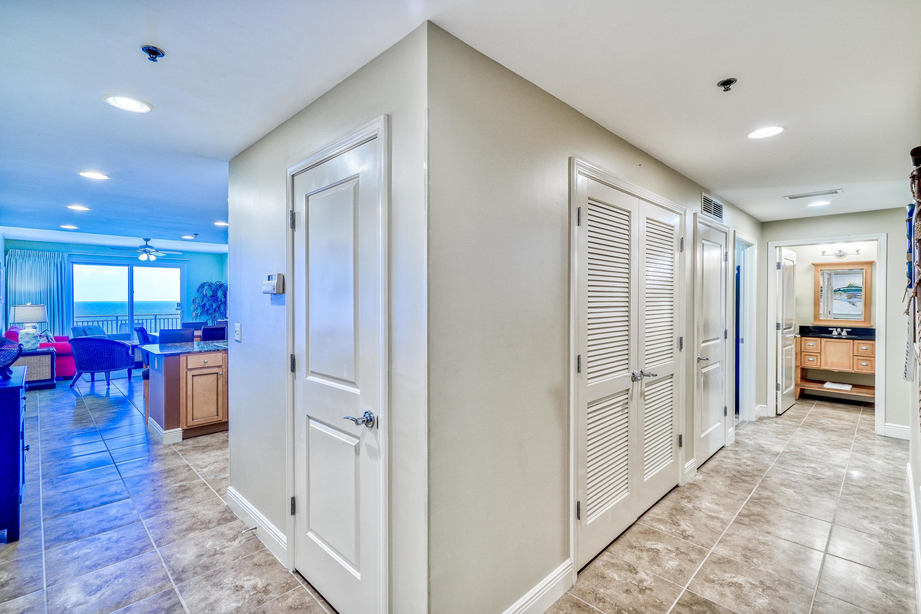 Sterling Breeze - Residential