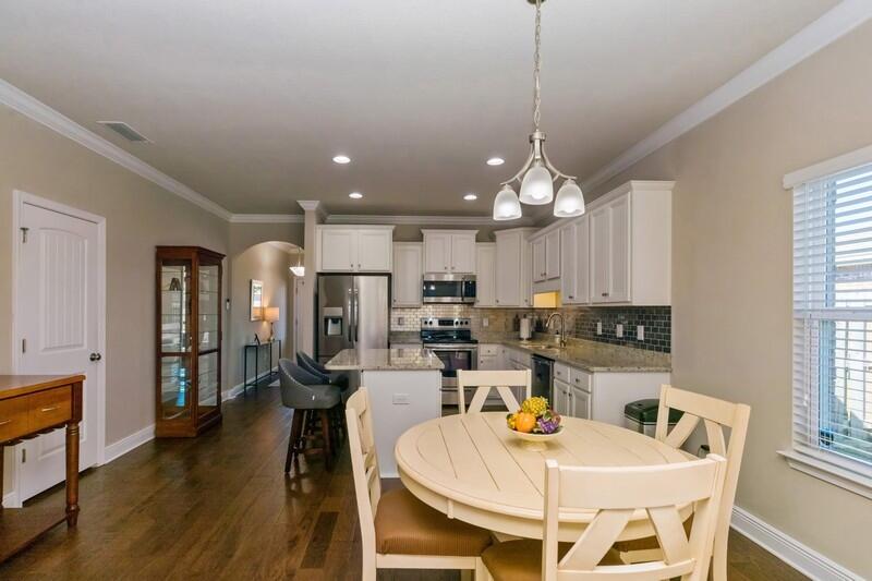 HAMMOCK BAY - Residential