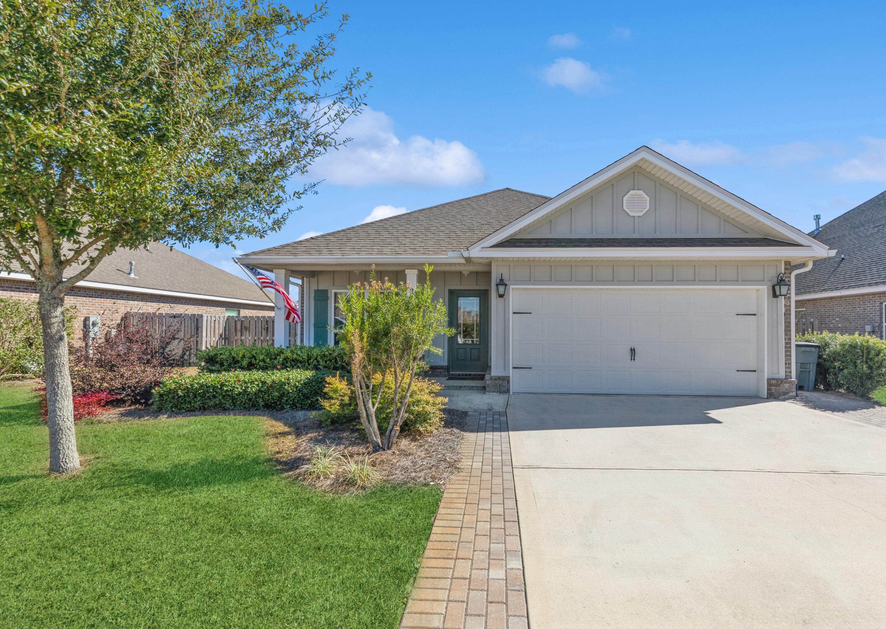 HAMMOCK BAY - Residential