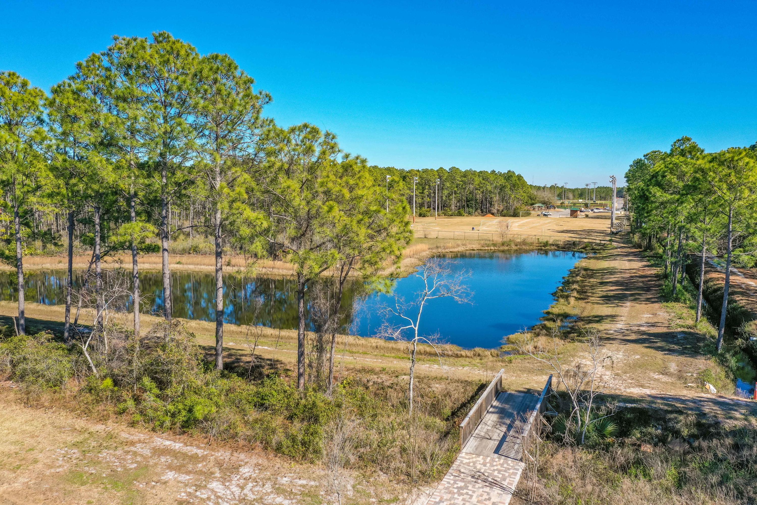 LAKEVIEW - Residential