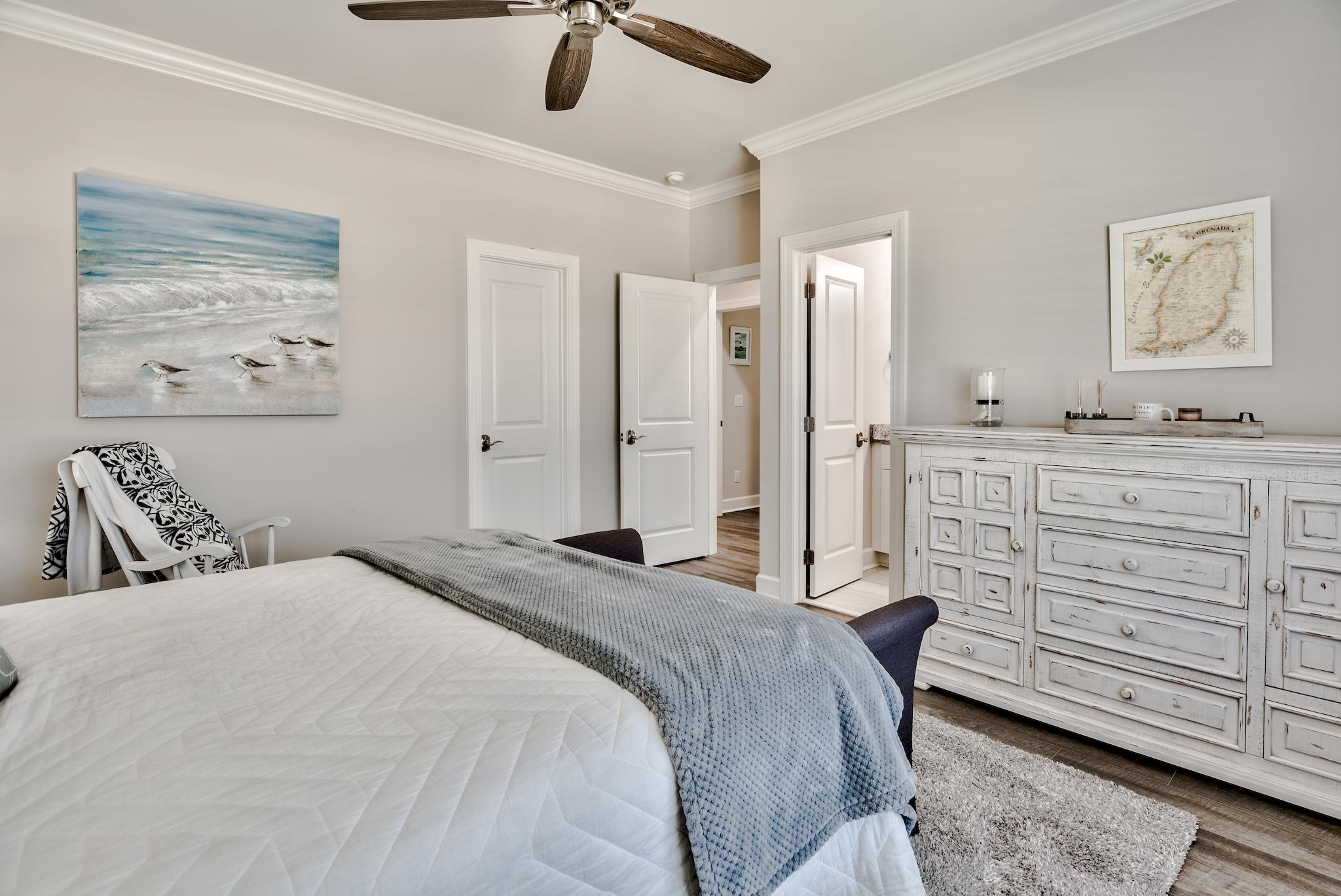 LAKEVIEW - Residential