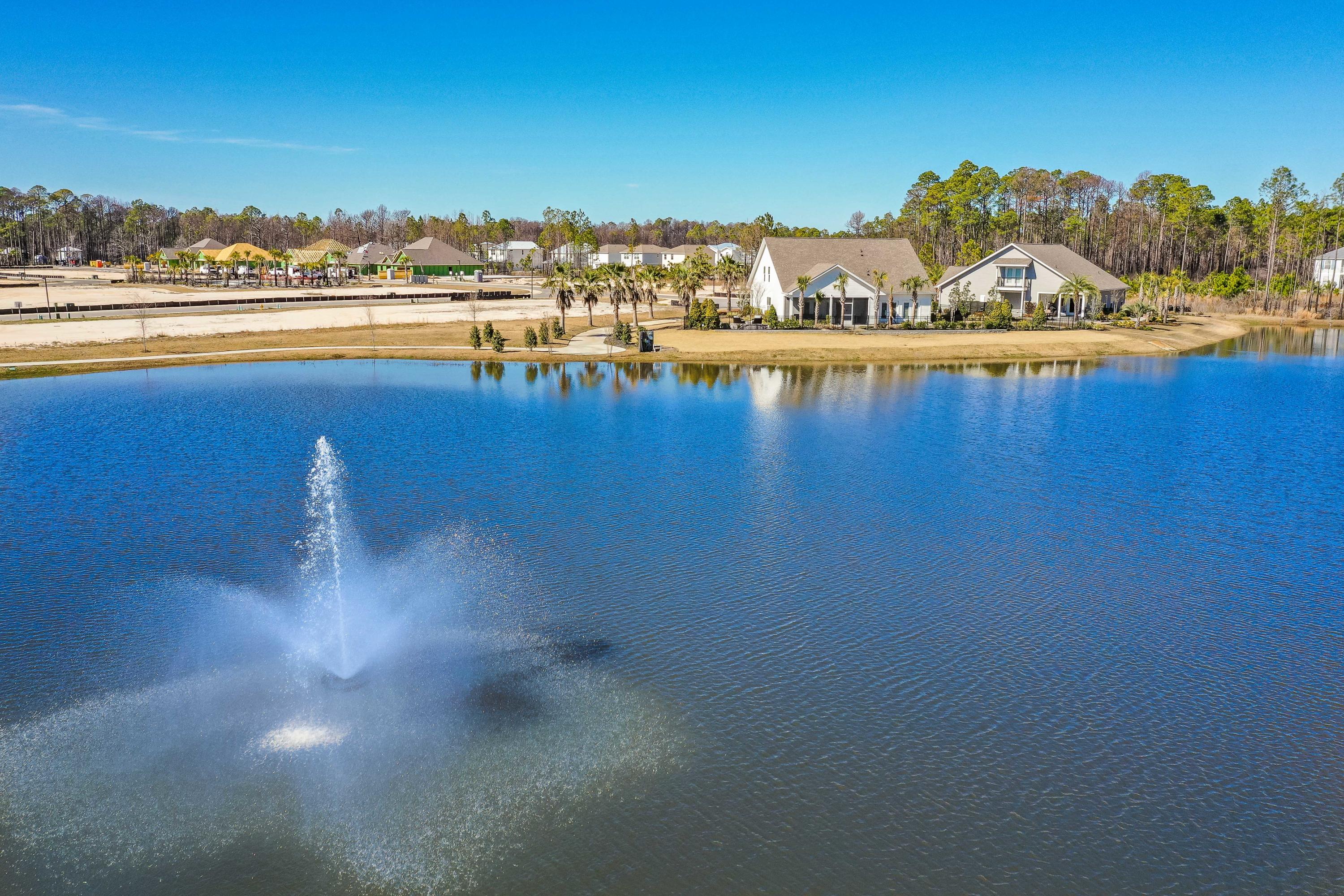 LAKEVIEW - Residential