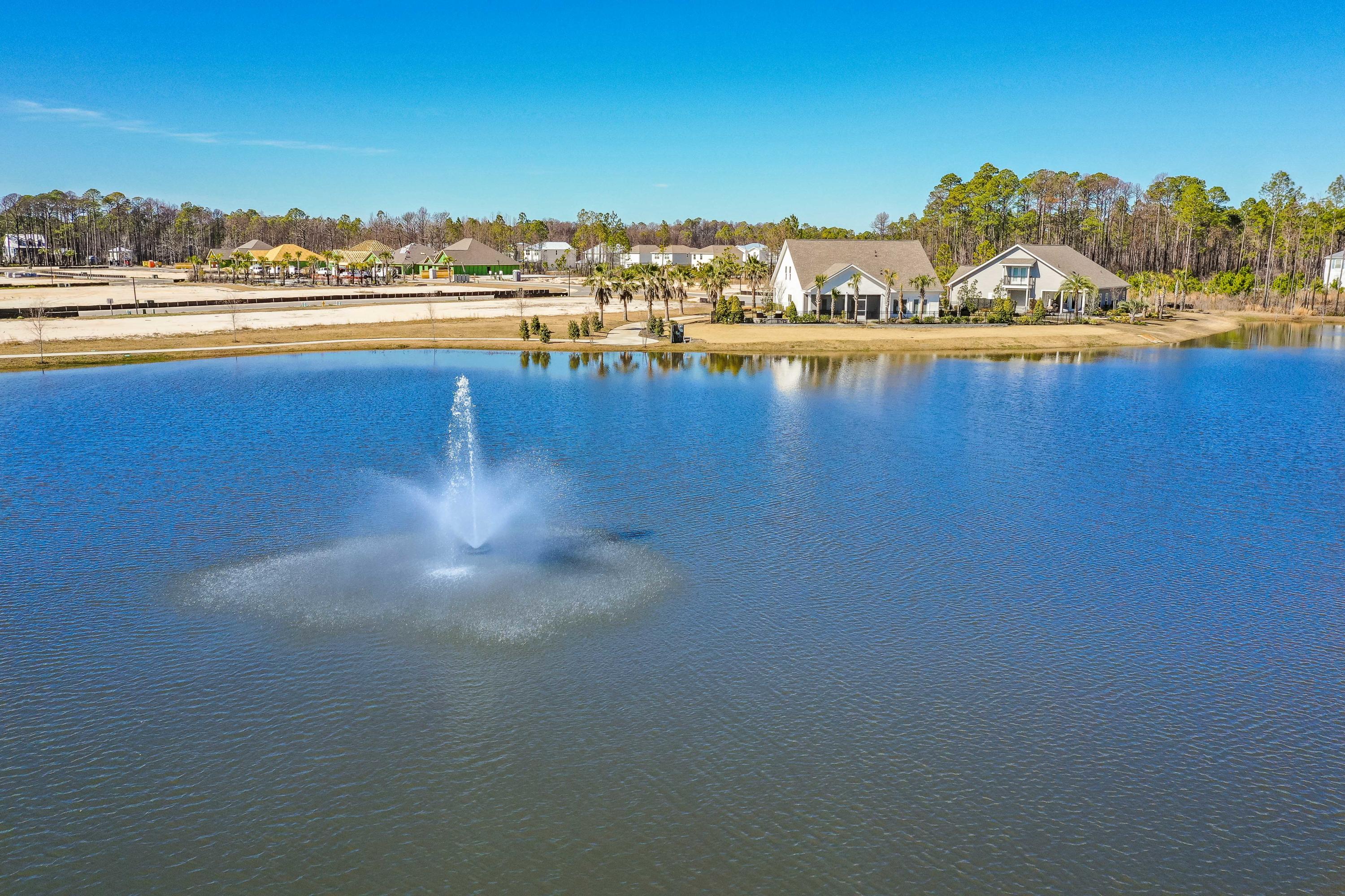 LAKEVIEW - Residential