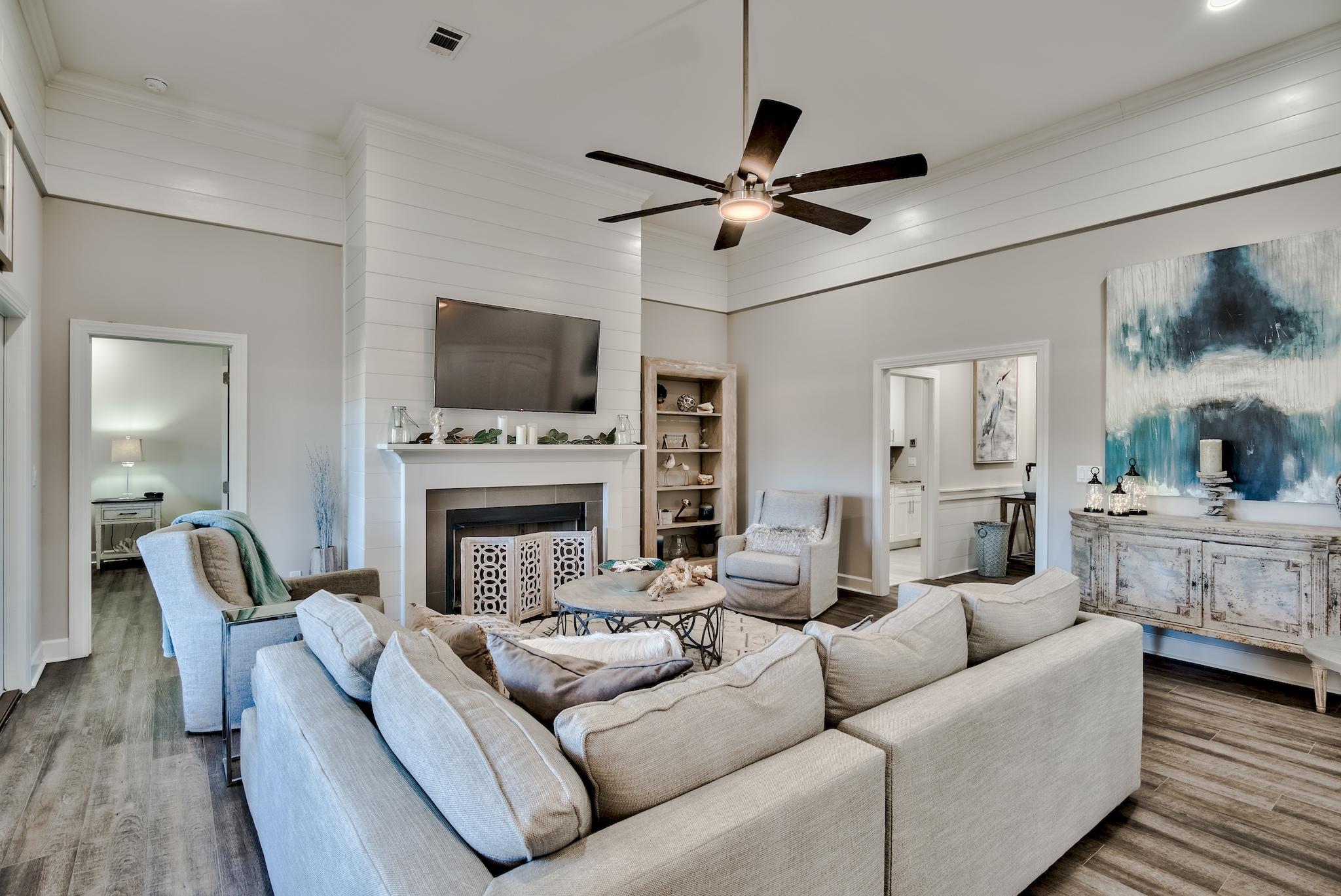 LAKEVIEW - Residential