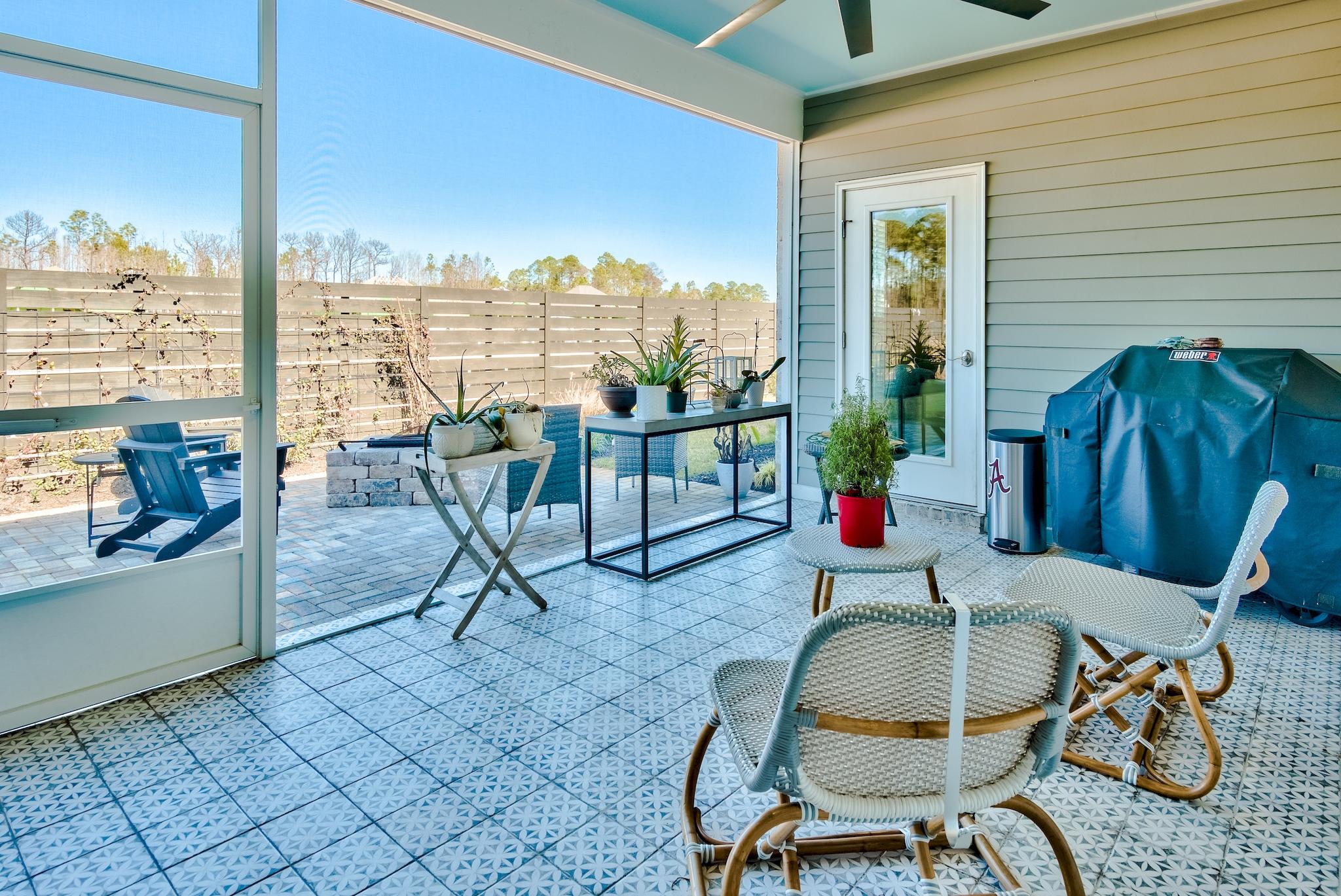 LAKEVIEW - Residential