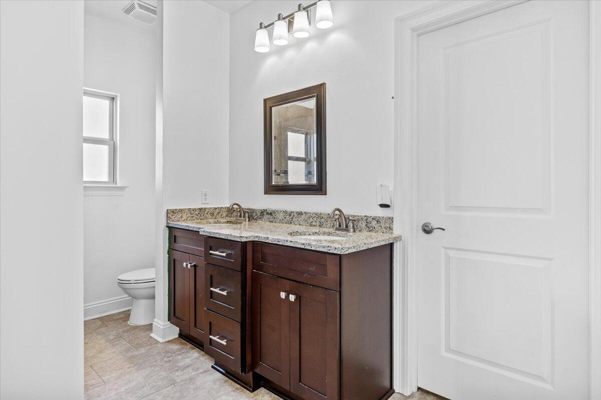 CRYSTAL SHORES - Residential