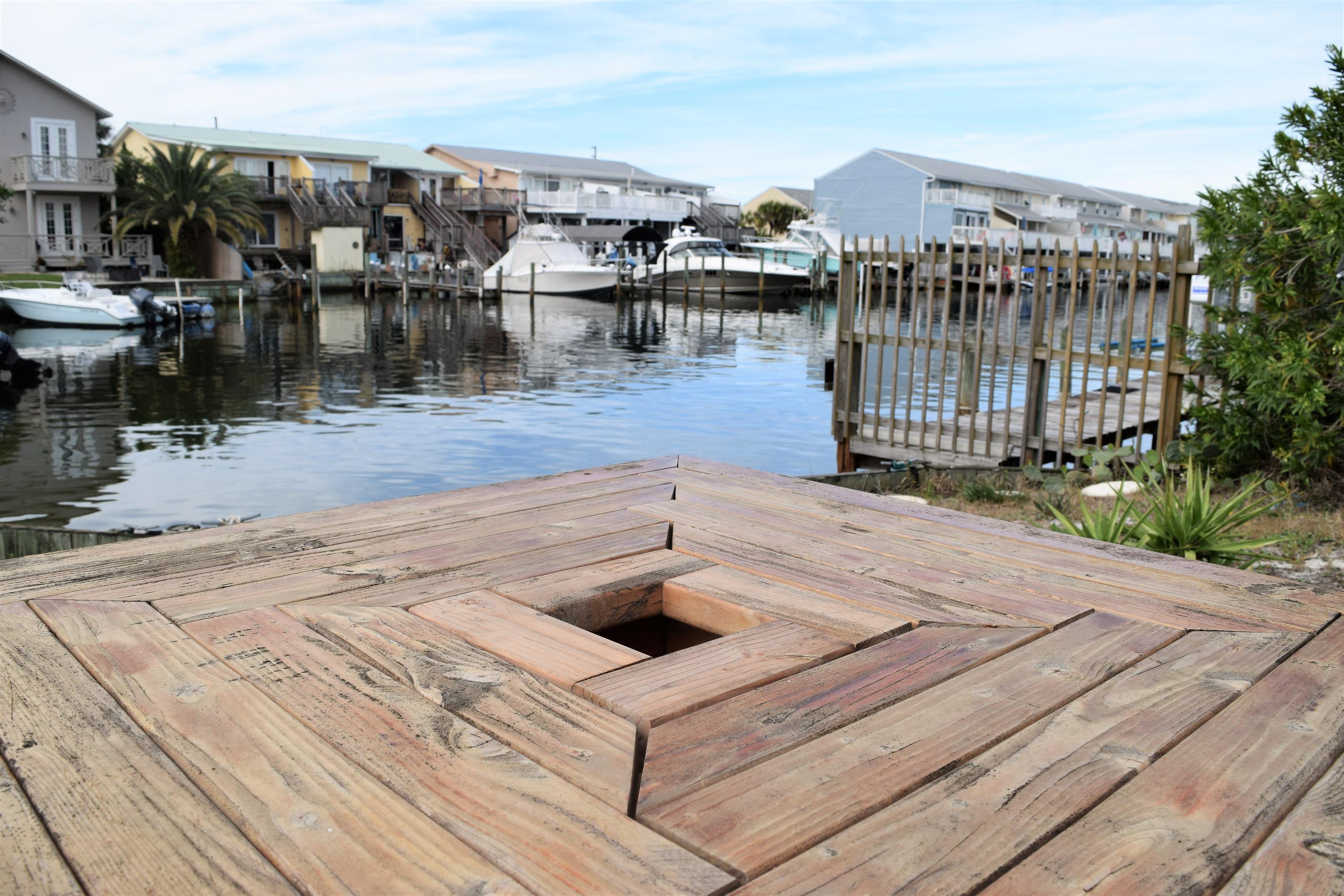 COURT DEL MAR - Residential