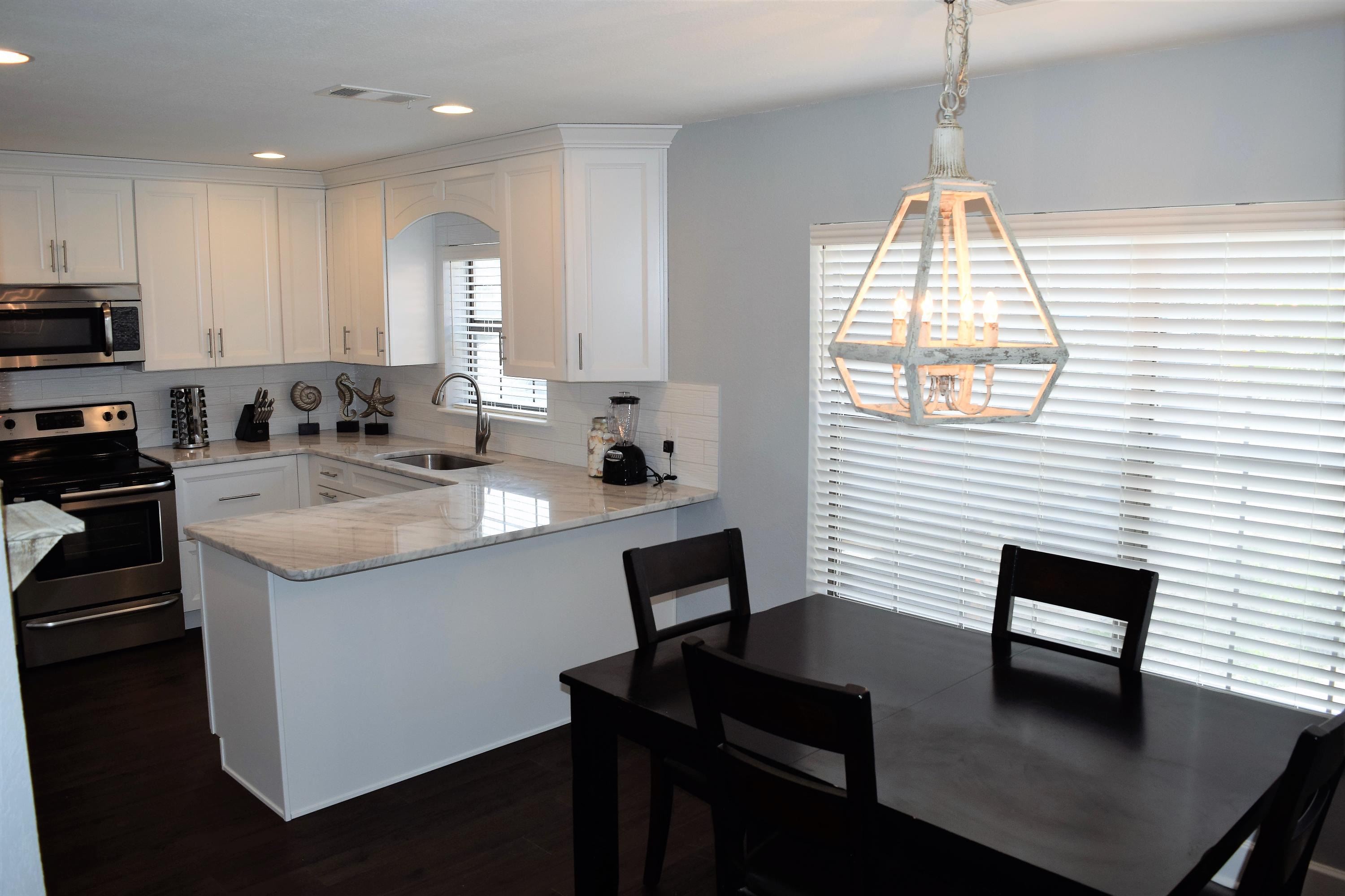 COURT DEL MAR - Residential