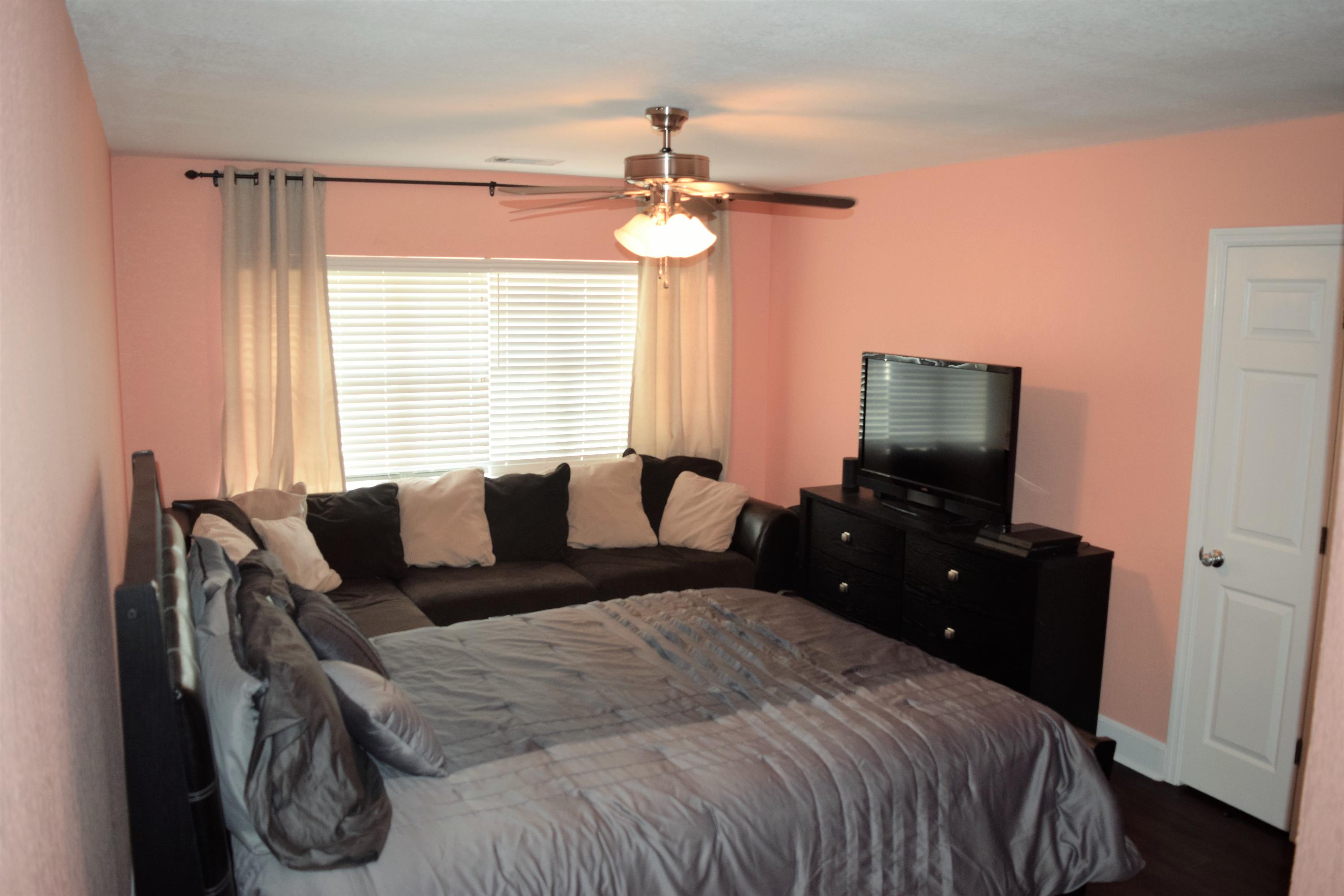 COURT DEL MAR - Residential