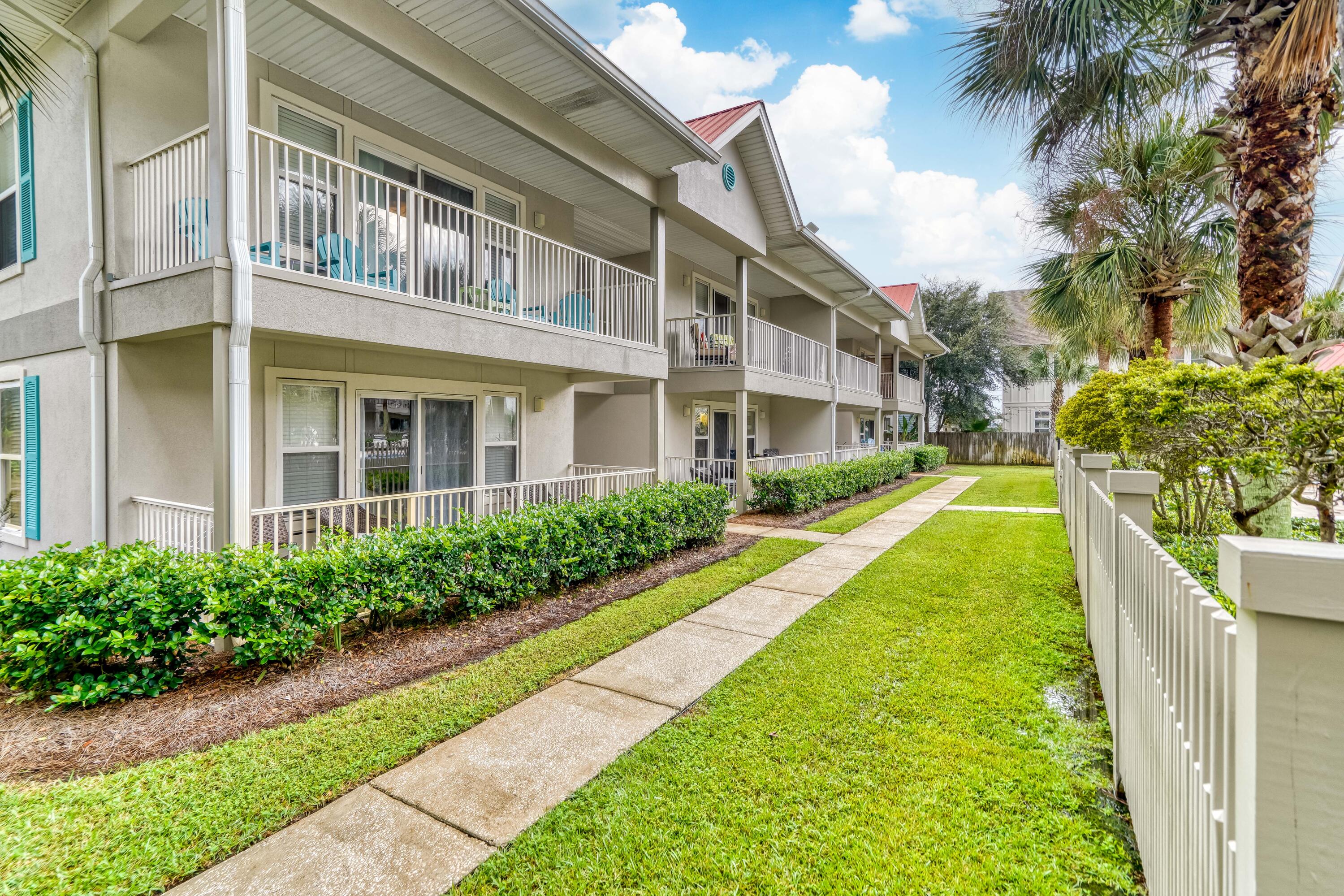 ROLLIN TIDE VILLAS - Residential