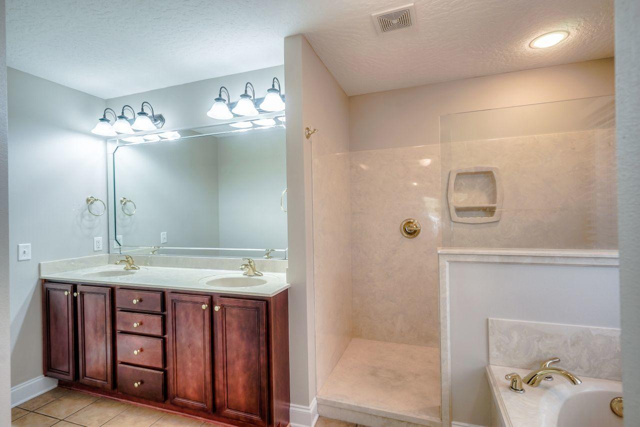 SPARKLING WATERS - Residential