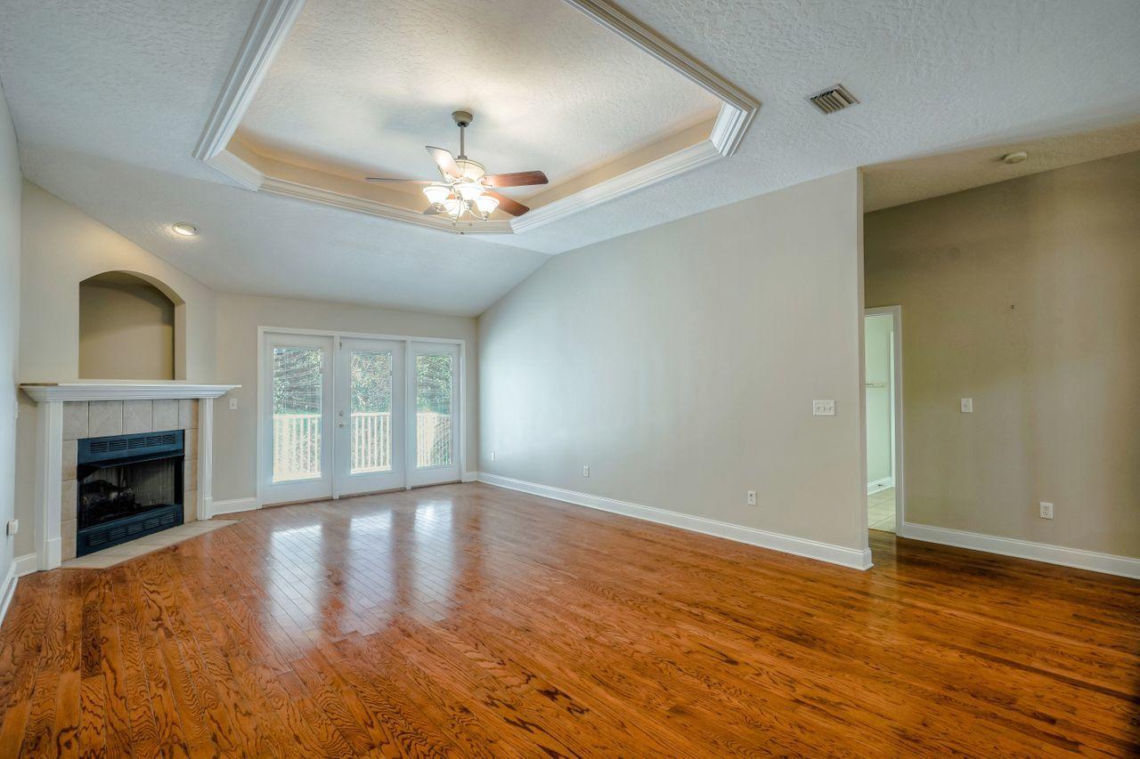 SPARKLING WATERS - Residential