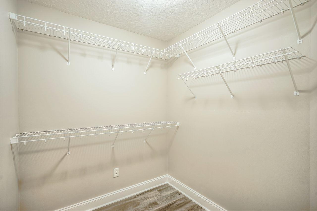 SPARKLING WATERS - Residential