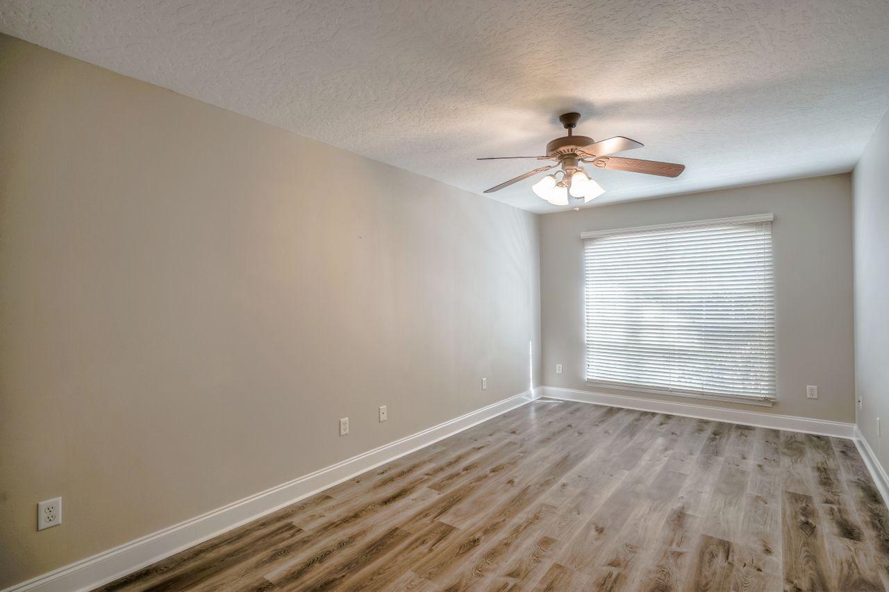 SPARKLING WATERS - Residential