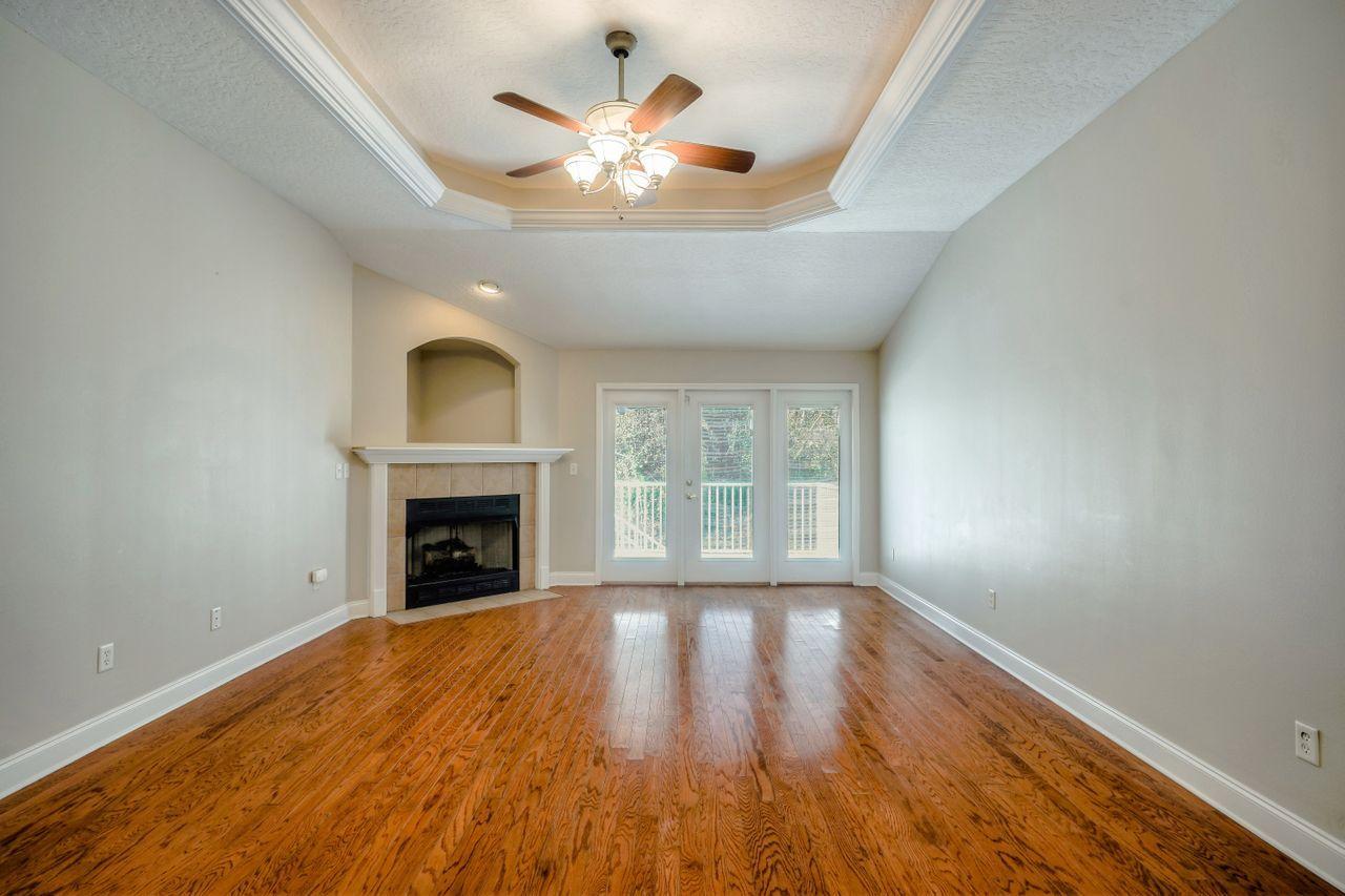 SPARKLING WATERS - Residential