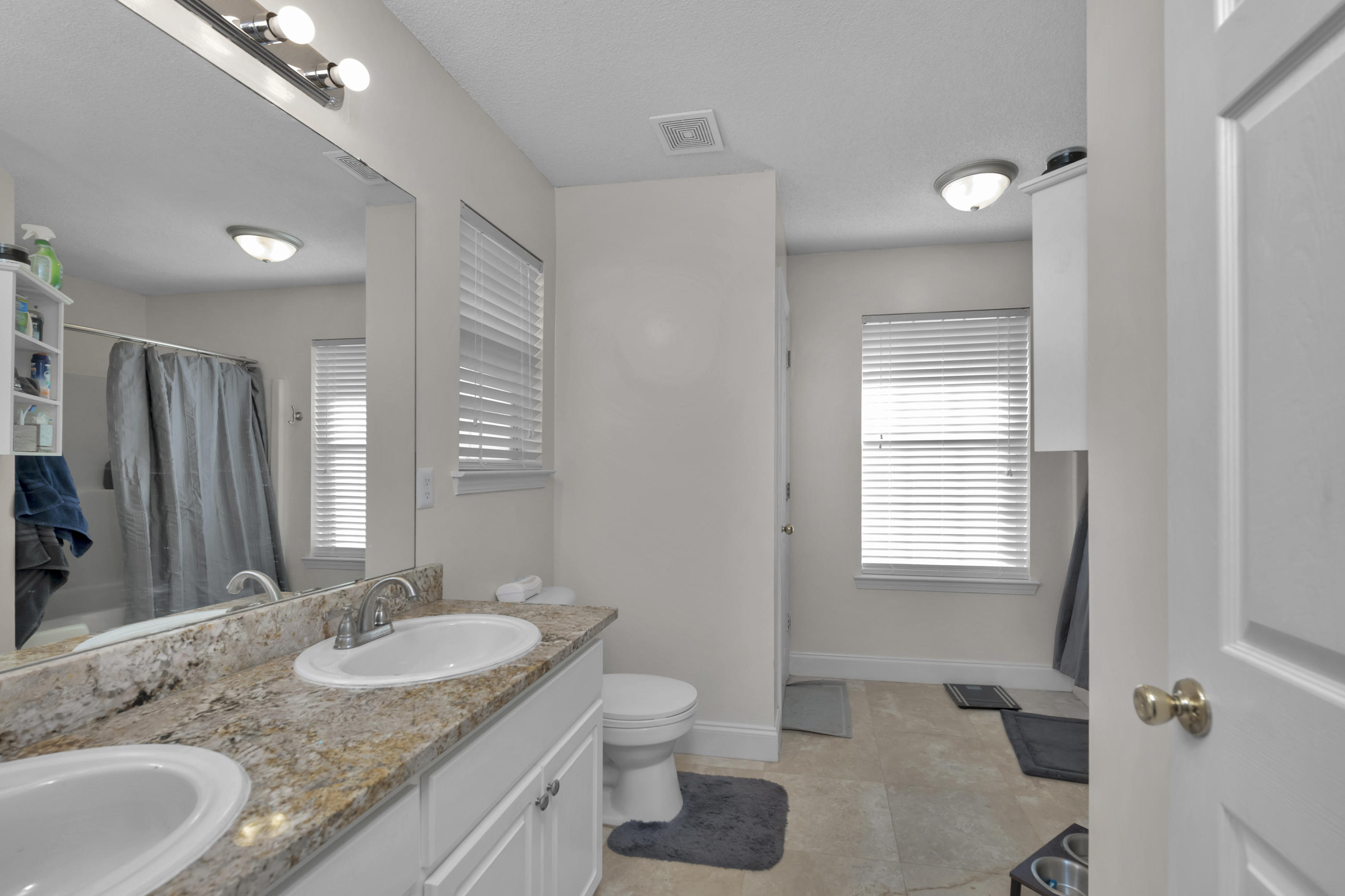 EMERALD VILLAGE S/D - Residential