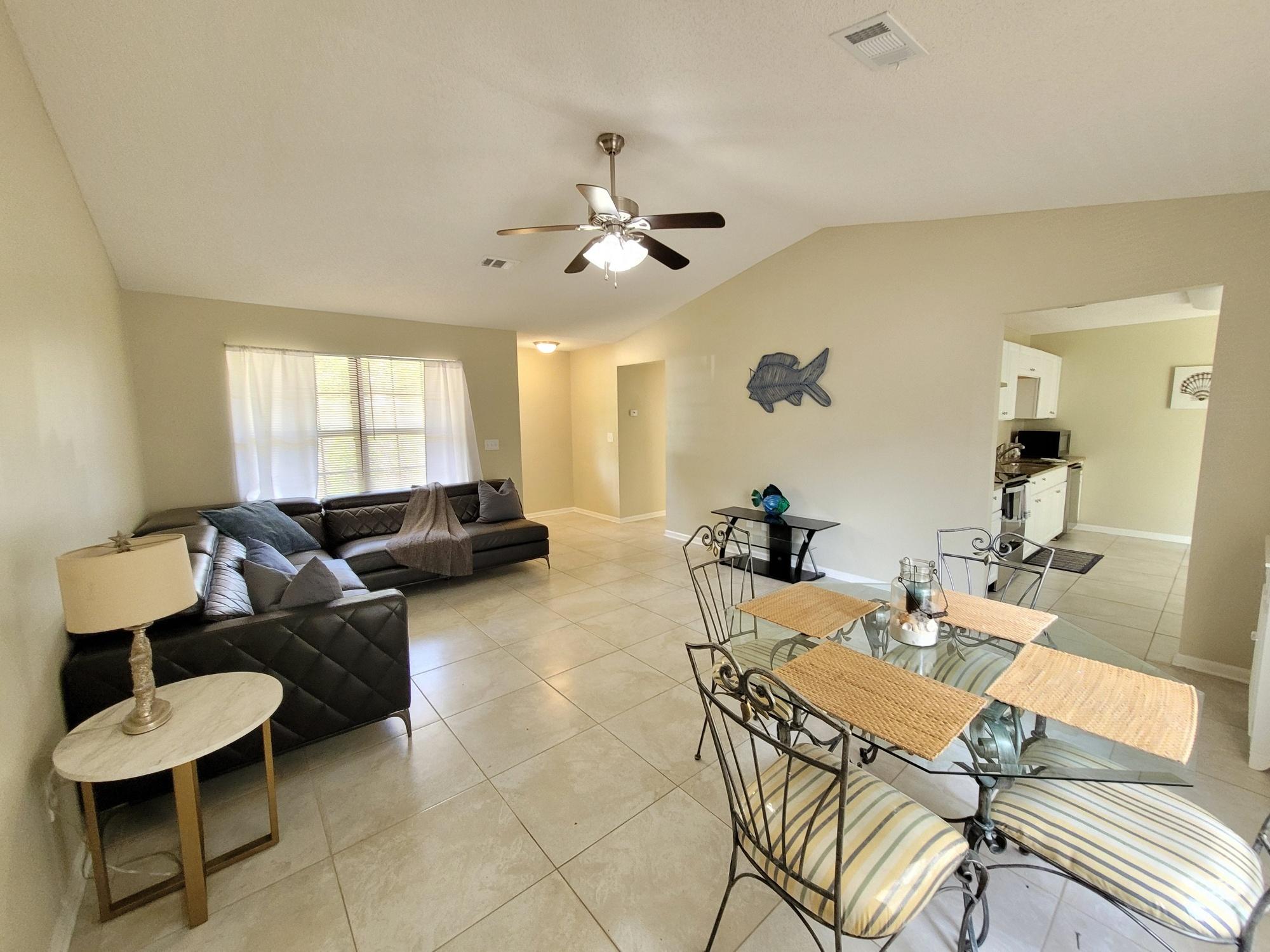 HOLLYROD PARK - Residential