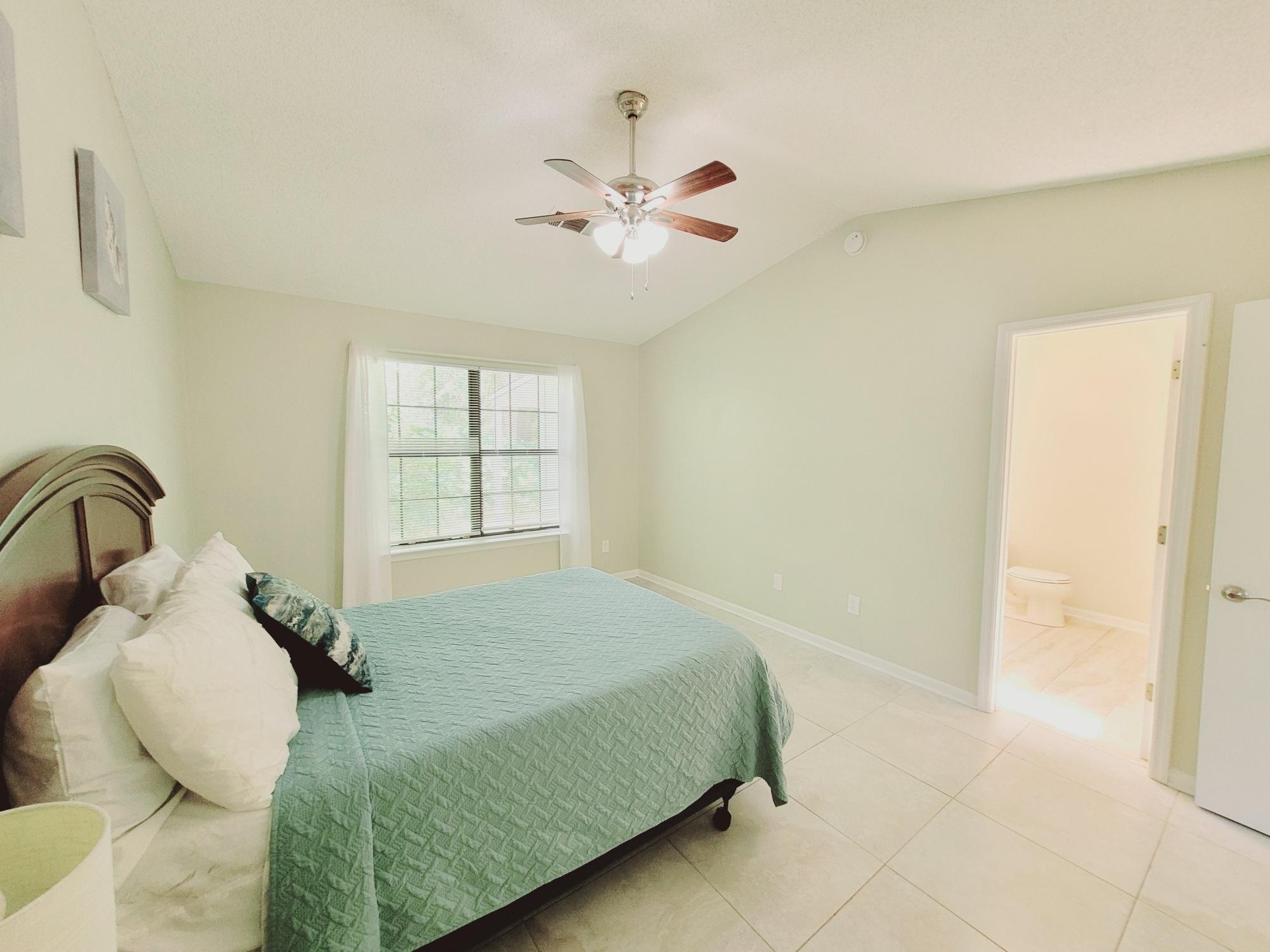 HOLLYROD PARK - Residential