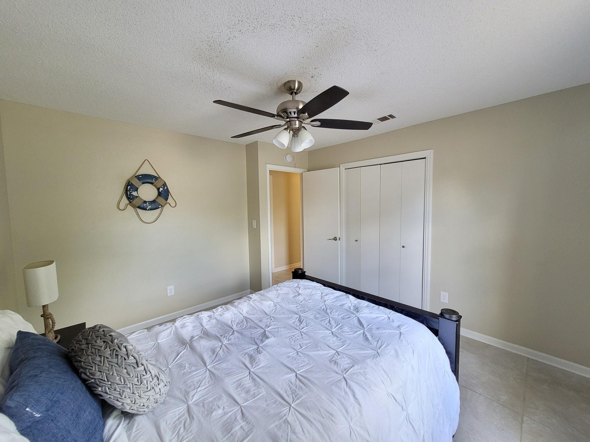 HOLLYROD PARK - Residential