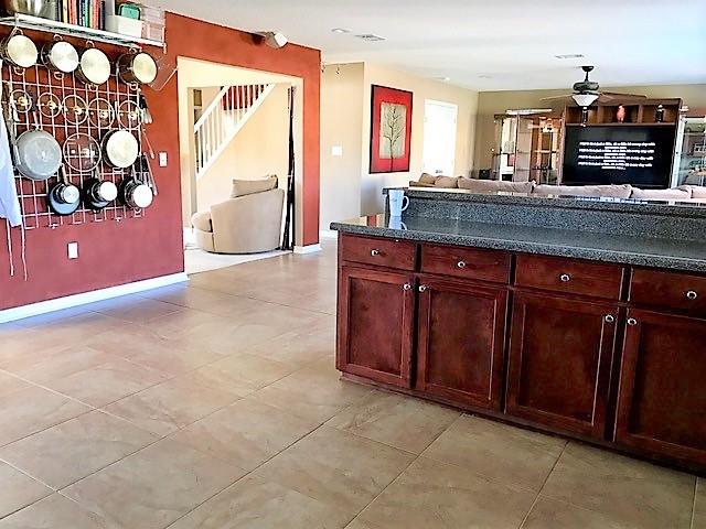 VICTORIAN VILLAGE - Residential