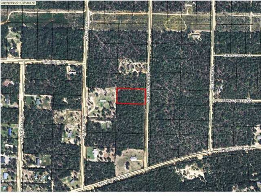 REDUCED..REDUCED! SELLER IS MOTIVATED AND SAYS ''MAKE ME AN OFFER''!! Nice acre lot in Oakwood Hills not far off of Hwy 90. Well maintained roads lead to this lot. Manufactured homes are allowed. Lot is wooded an no improvements are in place. This could be the perfect spot for your new home, convenient to Niceville, Crestview, and DeFuniak. Come take a look and make an offer today!