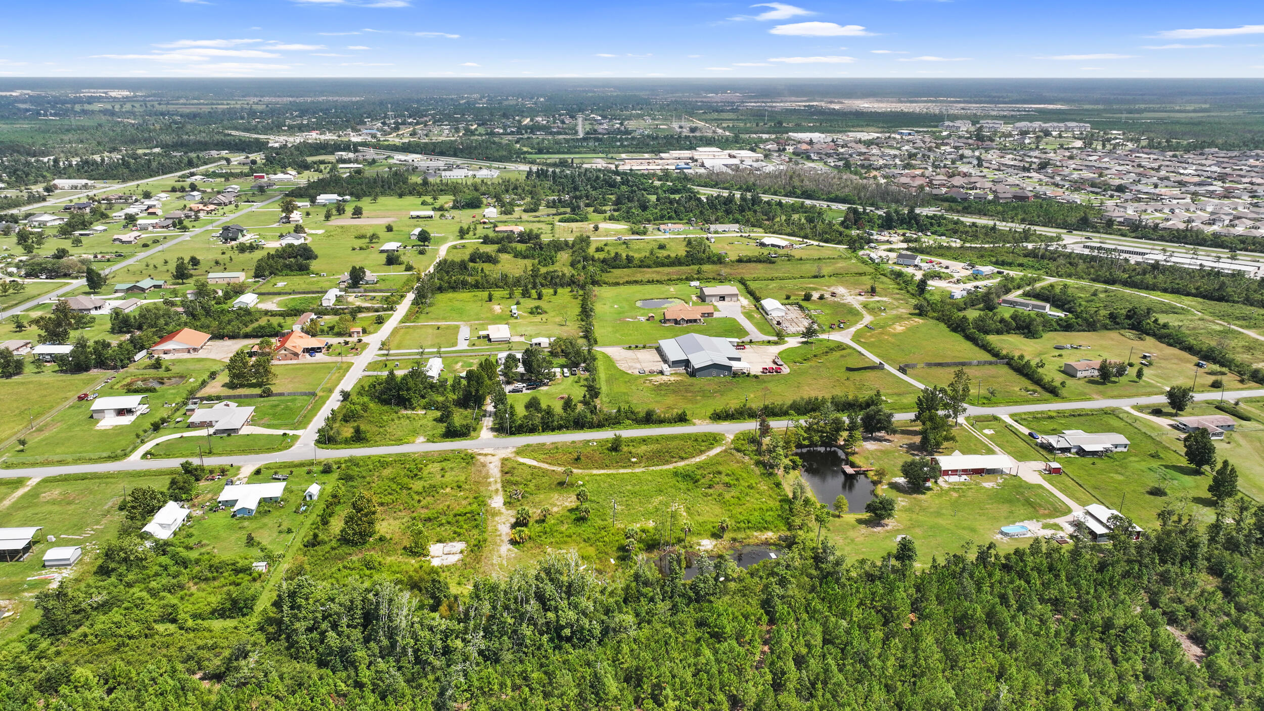 NO RECORDED SUBDIVISION - Land