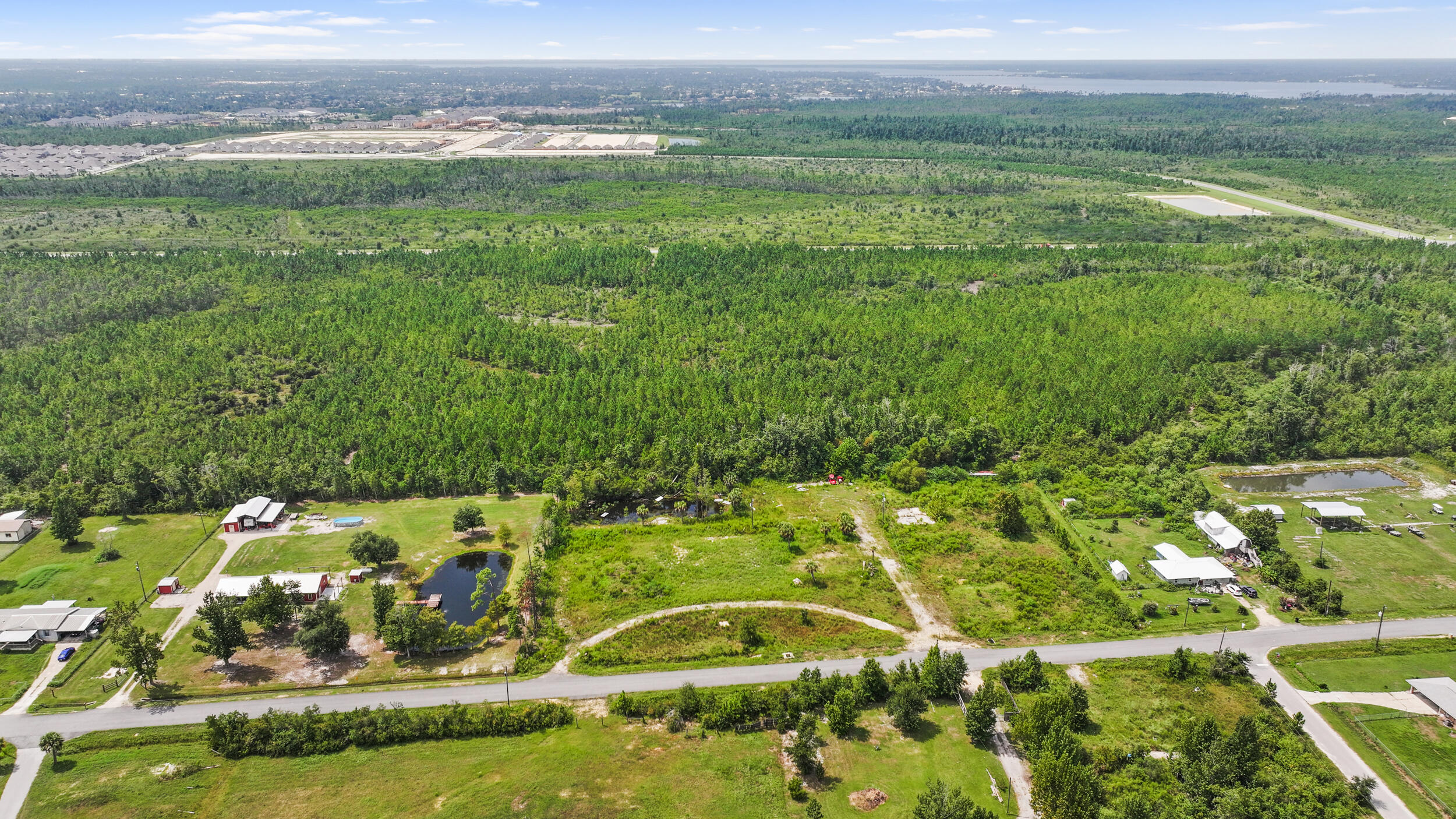 NO RECORDED SUBDIVISION - Land