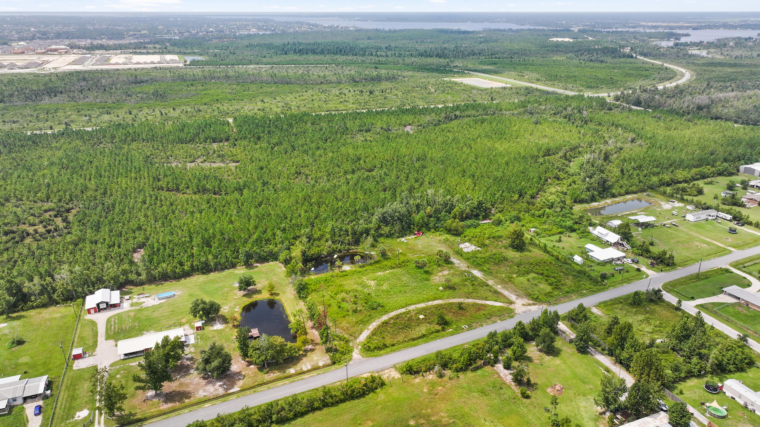 NO RECORDED SUBDIVISION - Land