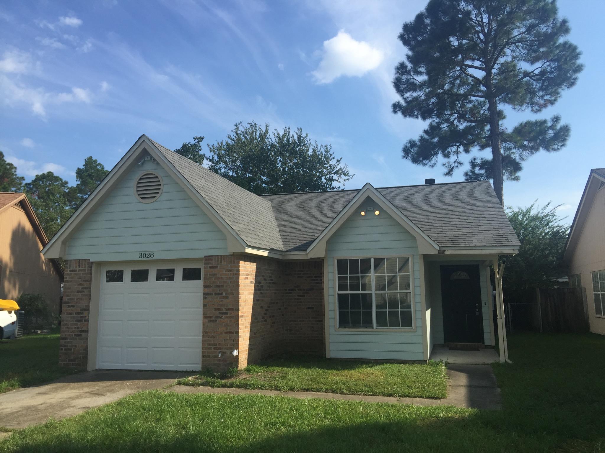 YORKTOWN AT WILLOW BEND - Residential Lease
