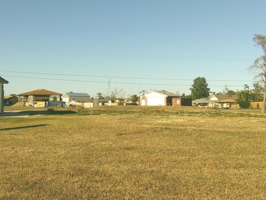 Beautiful large level lot, over half an acre, cleared and ready for you to build your custom dream home in this desirable Northshore neighborhood, close to all amenities! No HOA! Lot has electric and well water in place, septic is needed. Convenient to shopping, schools, airport and beach. Enjoy fishing and boating on nearby Goose Bayou! Call today to discuss options for building your new home in this wonderful neighborhood!