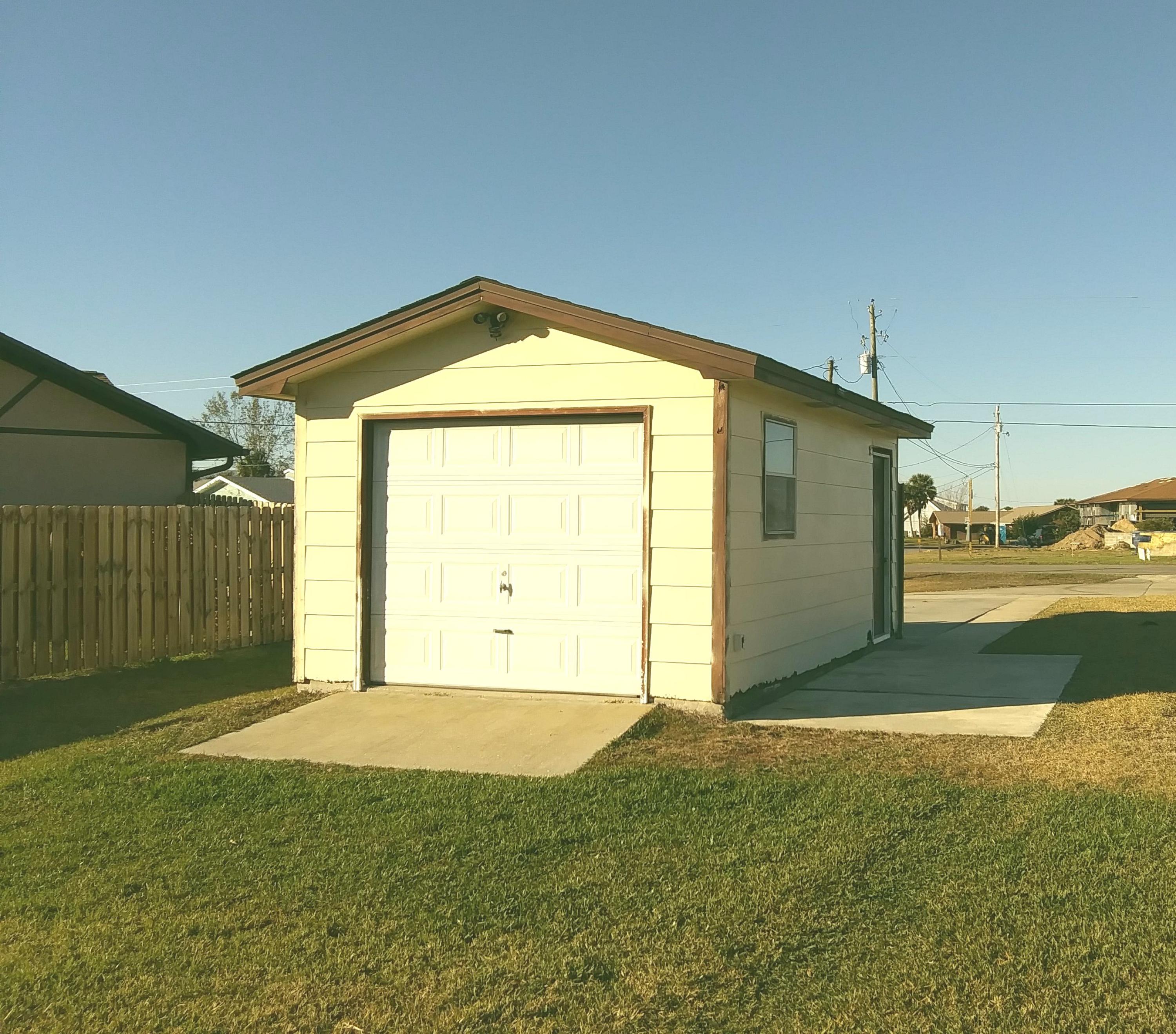 Baywood Shores Est Unit 2 - Land