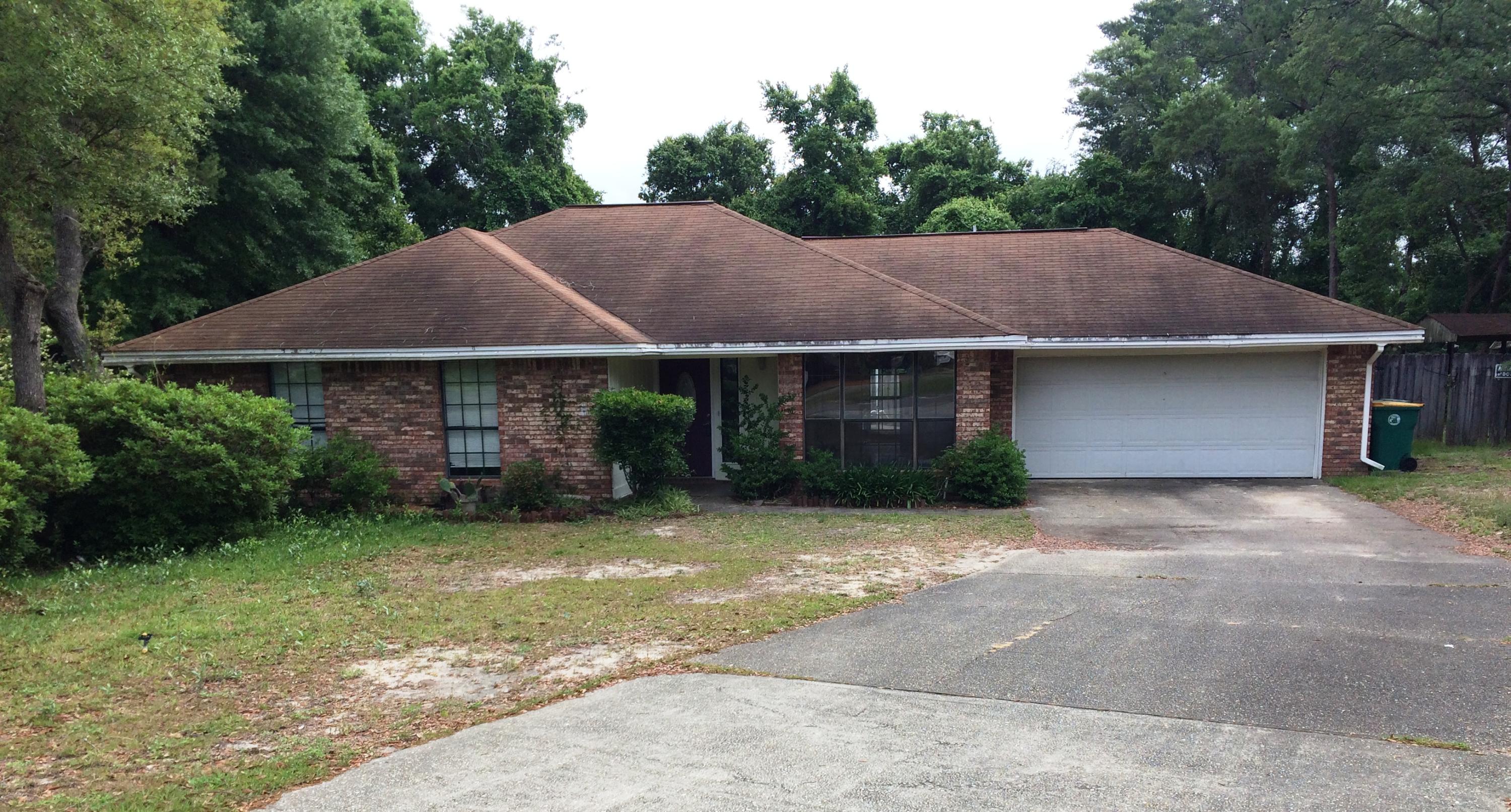 Short-Sale in As-Is Conditions. Great fixer upper at Bluewater Bay. This home is situated on a larger lot with an in-ground pool (14ft x 28ft) w/a new liner installed in 2020. and pool pump in 2013, Enjoy the Tiki Bar by the pool to entertain. Features laminated flooring in all the main areas, family room has crown molding, a ceiling fan and a wood burning fireplace with mantel & hearth. The kitchen and breakfast nook have tiled floors and stainless steel appliances. The master bedroom is large and the bathroom has separate walk-in closets, extended vanity, and a door leading to the deck area. The lawn pump was replaced in 2014. Enjoy the Fred Gannon Rocky Bayou recreational Park nearby and all the amenities that Bluewater Bay offer