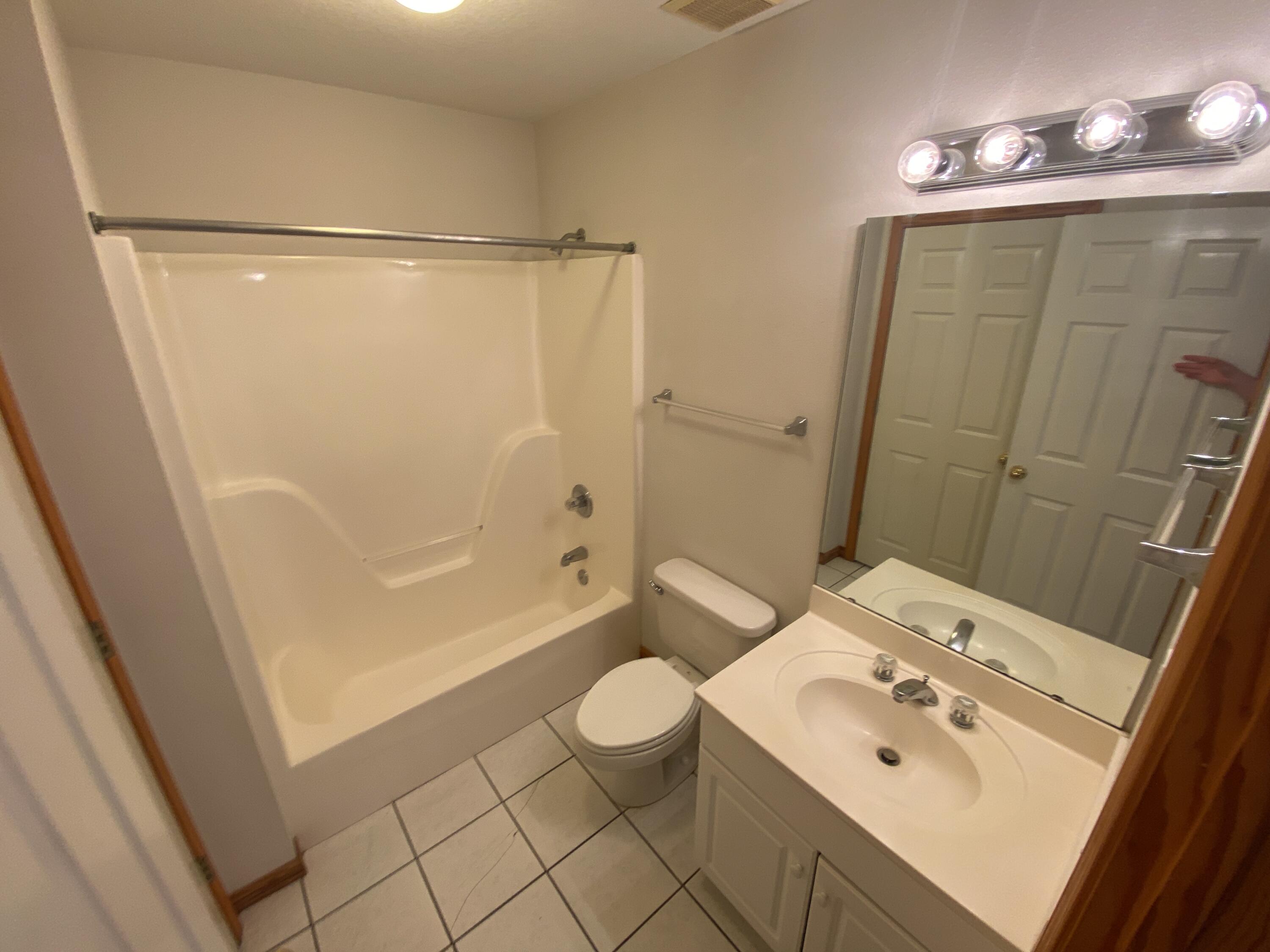 RADFORD CT. - Residential Lease