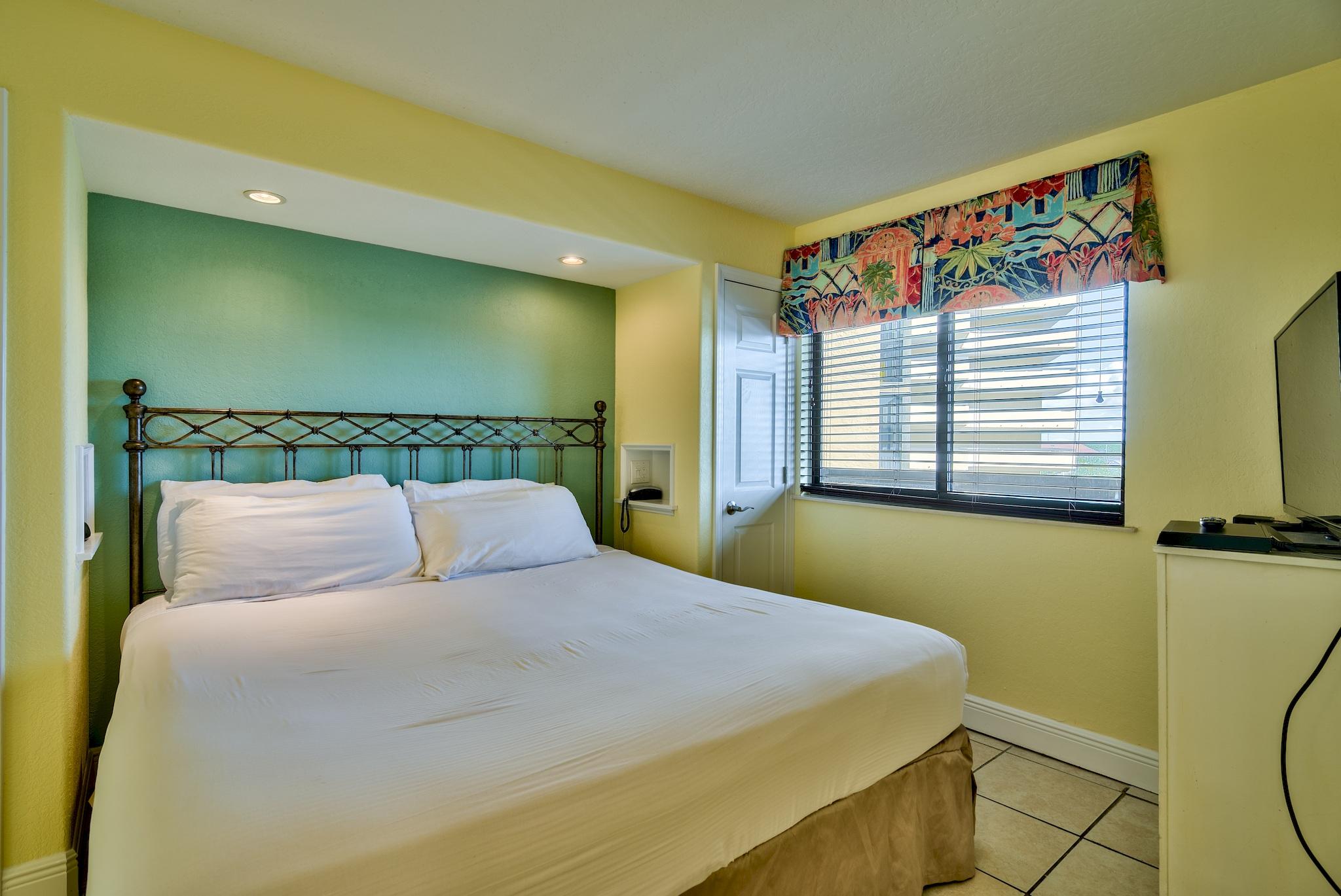 SUNDESTIN INTERNATIONAL CONDO - Residential