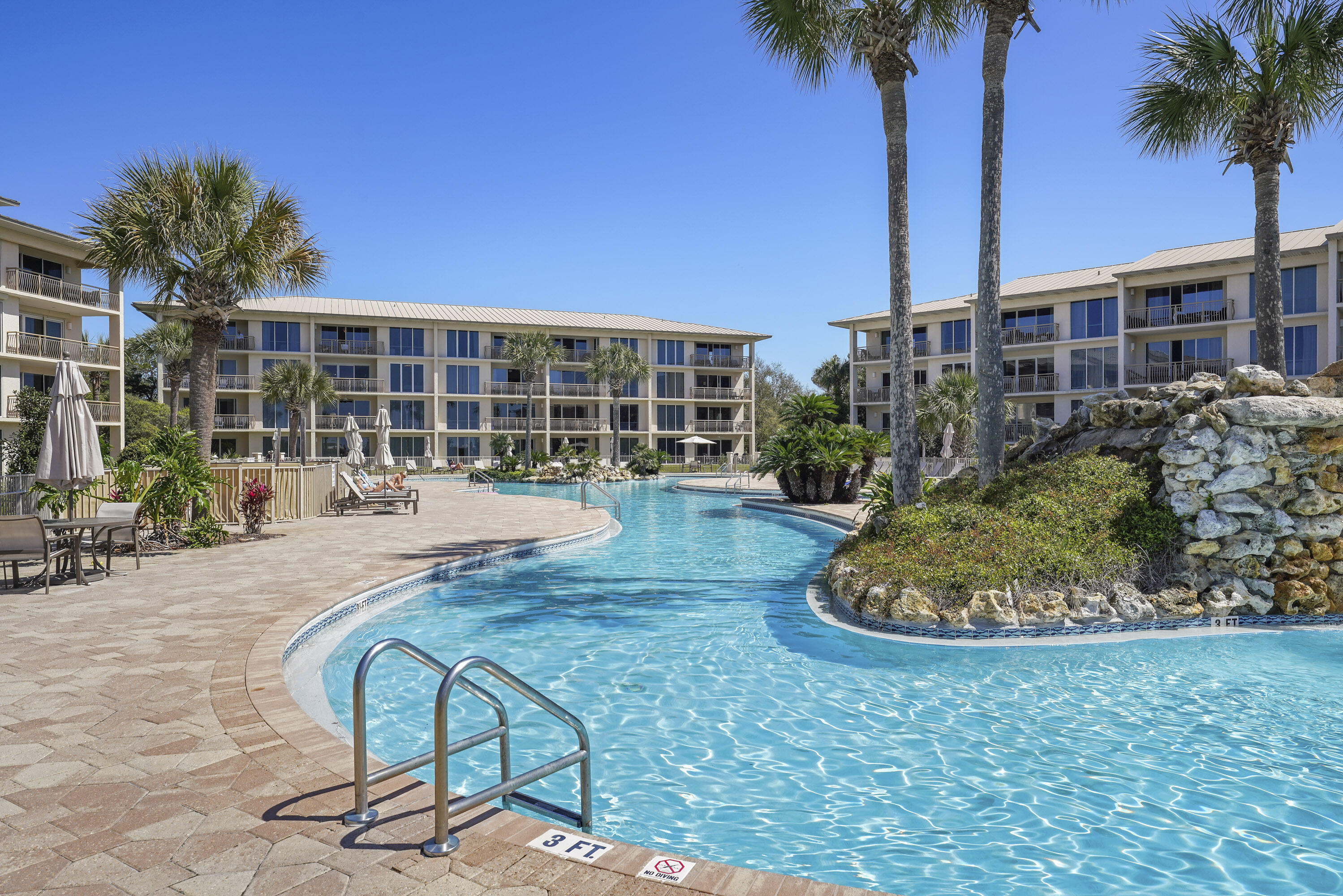 HIGH POINTE RESORT CONDO - Residential