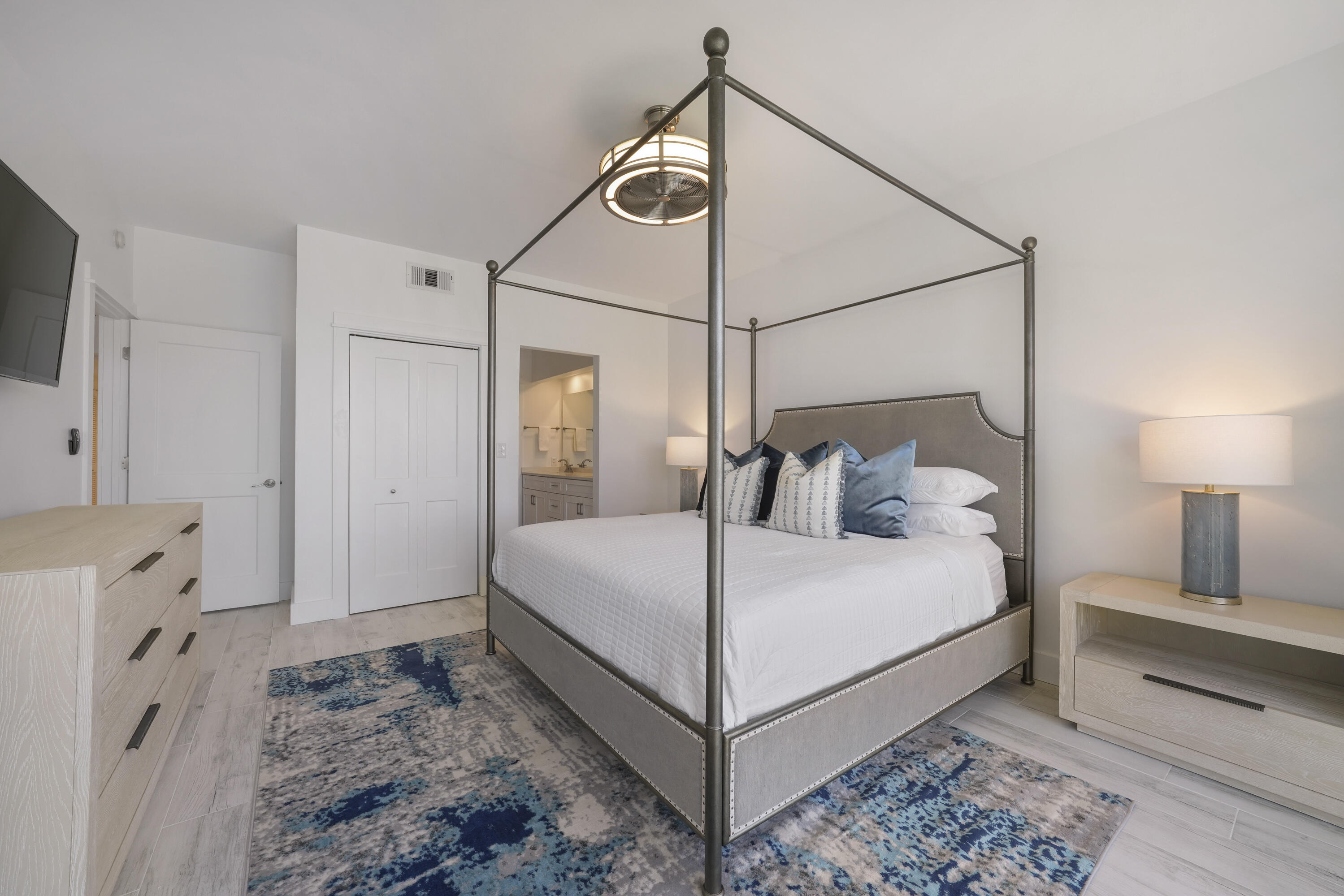 HIGH POINTE RESORT CONDO - Residential