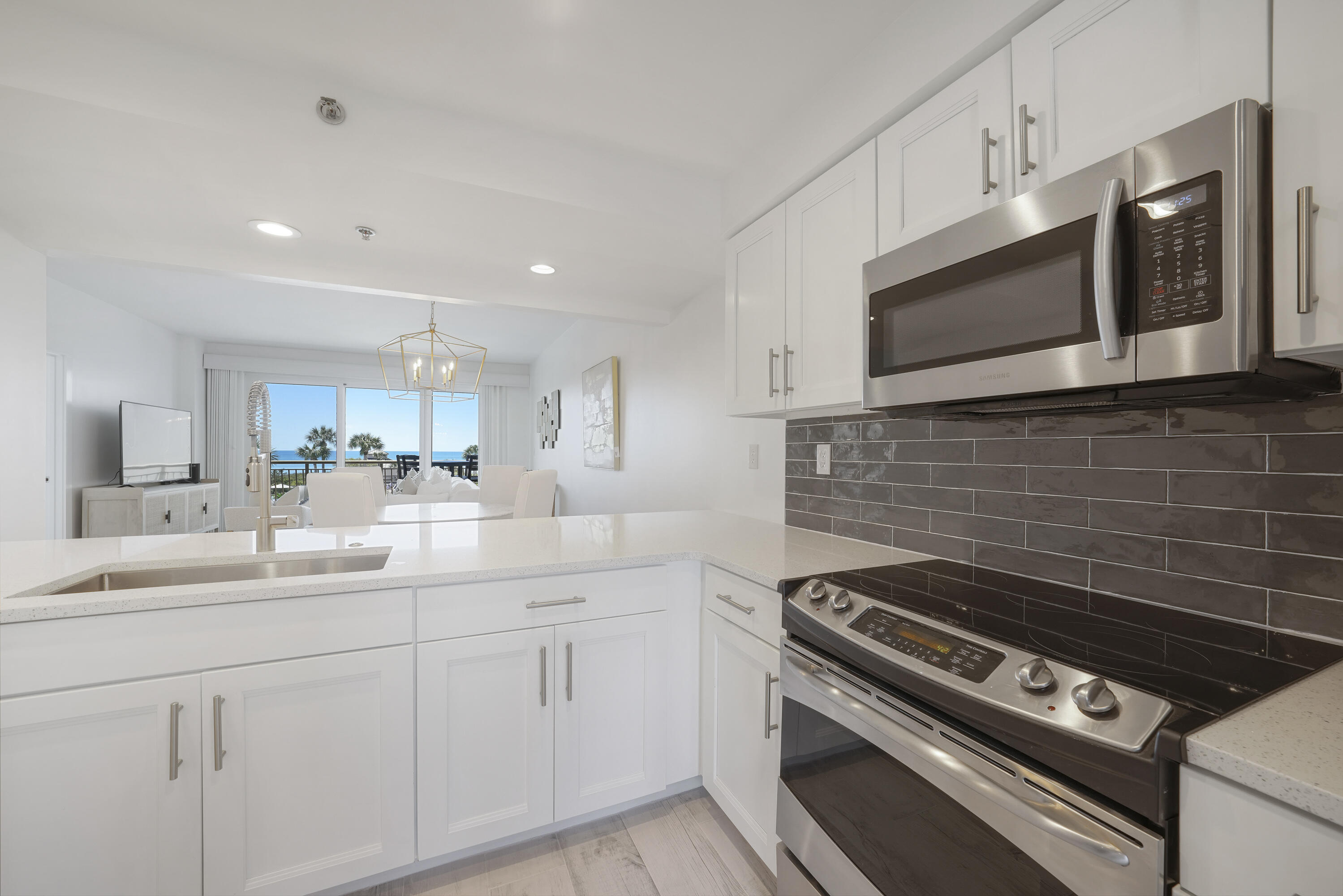 HIGH POINTE RESORT CONDO - Residential