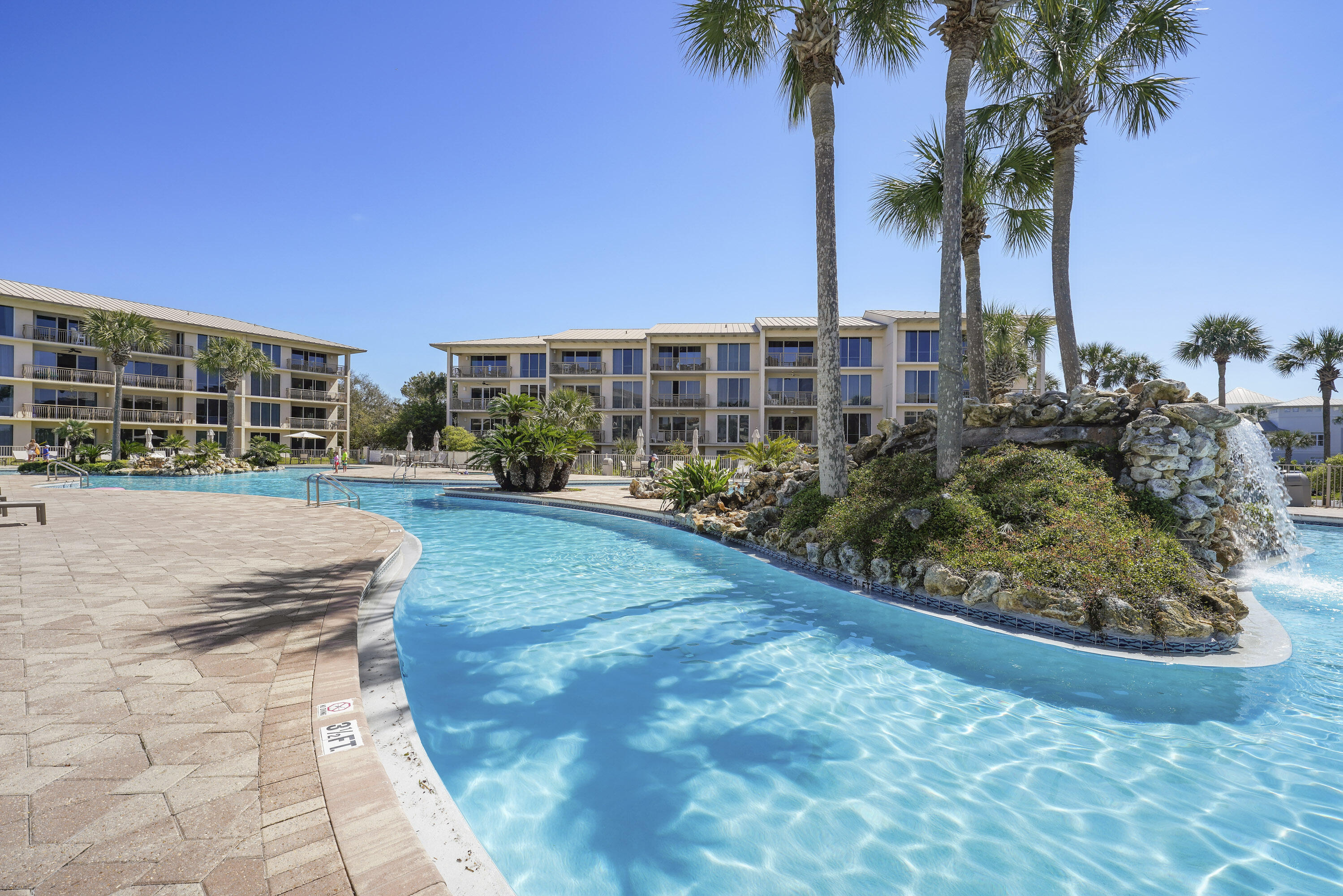 HIGH POINTE RESORT CONDO - Residential