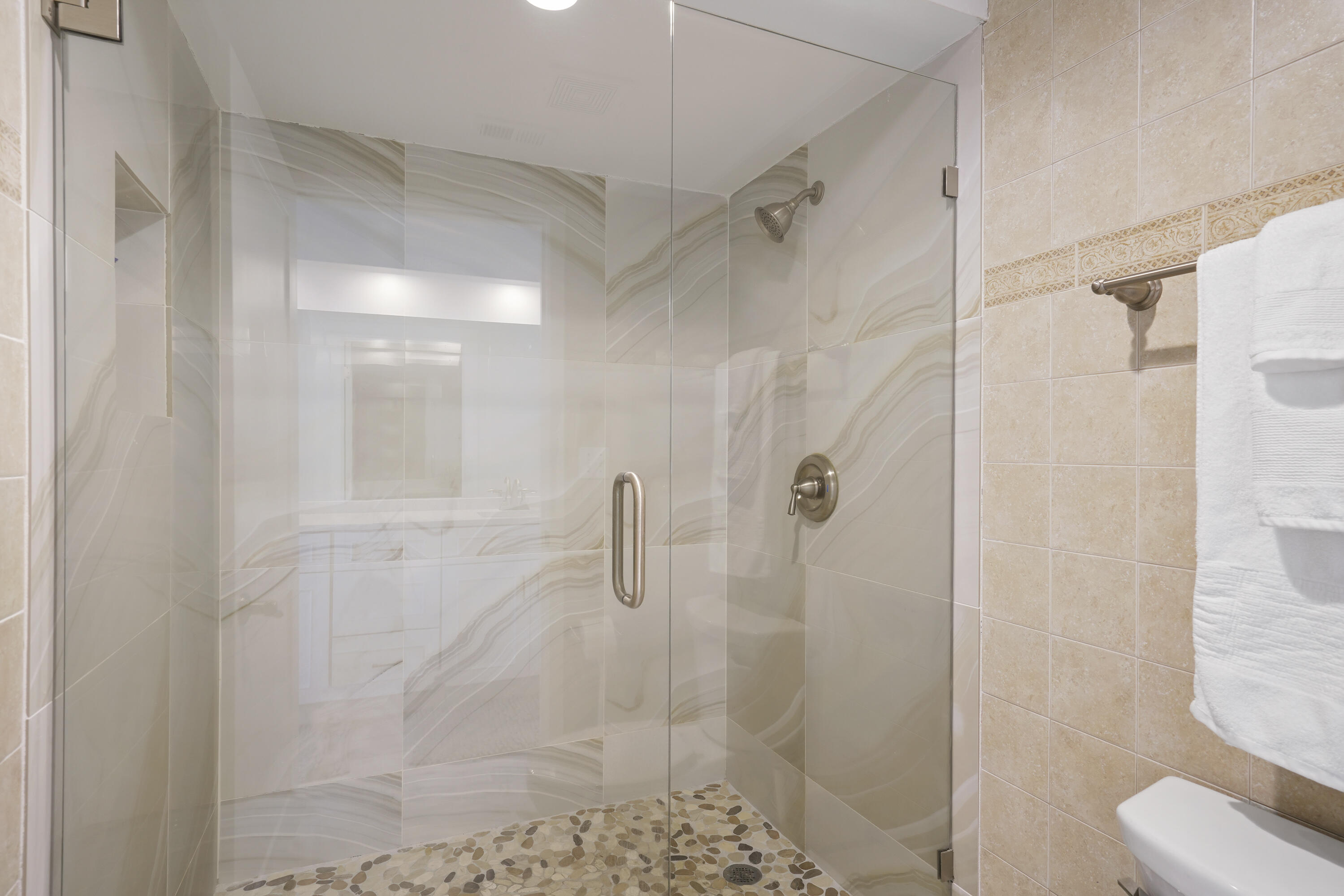 HIGH POINTE RESORT CONDO - Residential