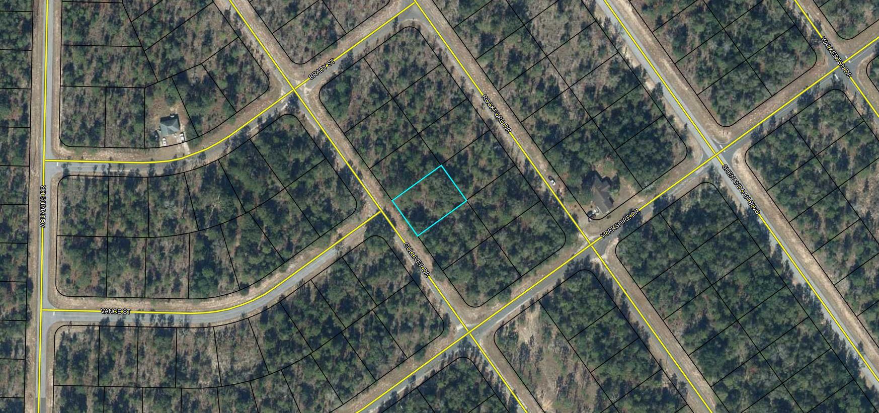 Looking to build a home in a community with a golf course, clubhouse, lakes throughout for recreational activities such as swimming, boating, and fishing, but also a short drive to the beach? This .258 acre lot in Sunny Hills is waiting for you! Located in the front by one of the main entrances off of 77, allows easy access to your home and Three streets over, you have access to one of the many white sandy beach lakes located in Sunny Hills For recreational use. This location provides a short drive, approximately 45 minutes to Panama City beaches, Northwest Florida Beaches International Airport, and Pier Park shopping when you want to visit a different slice of heaven. Approx. 20 miles from local shopping, medical, and other local amenities in Chipley