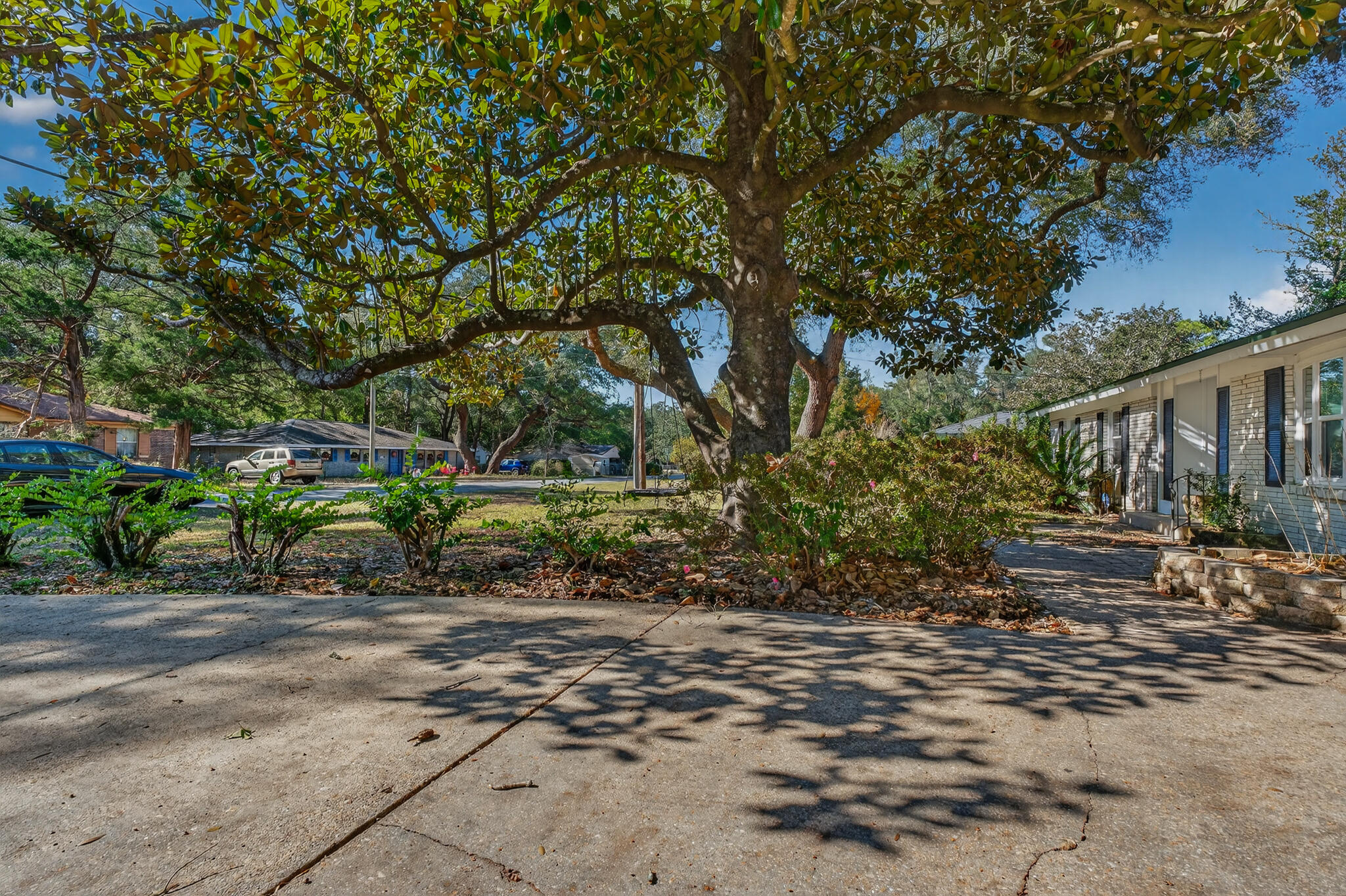 BAYOU POQUITO - Residential